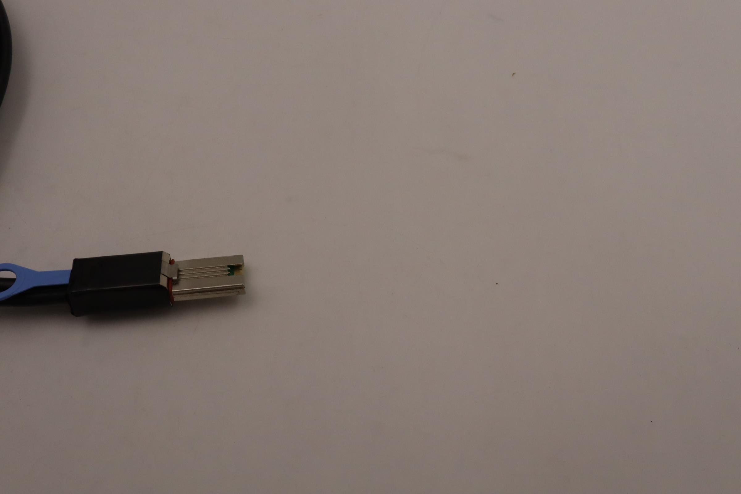 00D2148 - Original Lenovo 3m HD-miniSAS to miniSAS SAS  Cable, 00D5226