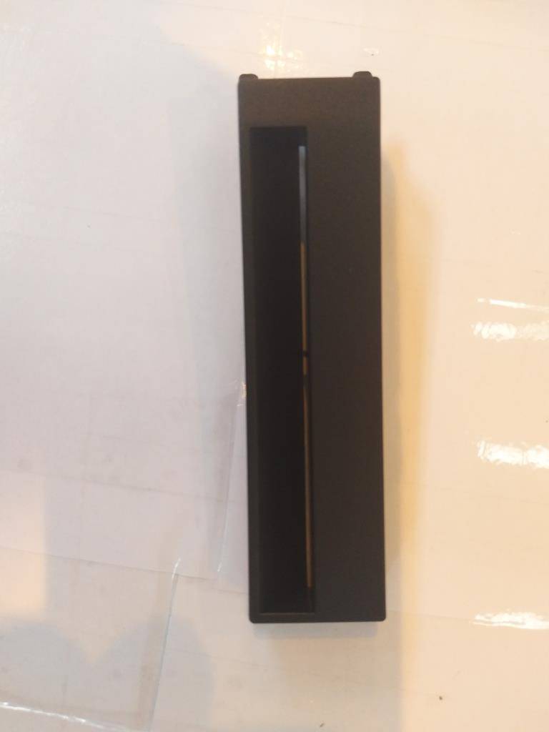 Lenovo Tower Server - TS150 (ThinkServer) MECHANICAL ASSEMBLIES - 00KT174