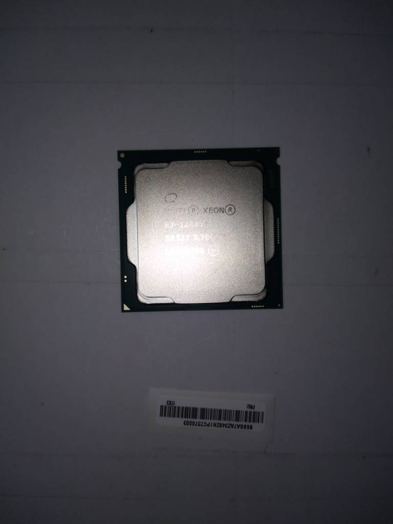 Lenovo Tower Server - TS150 (ThinkServer) PROCESSORS - 00PH854