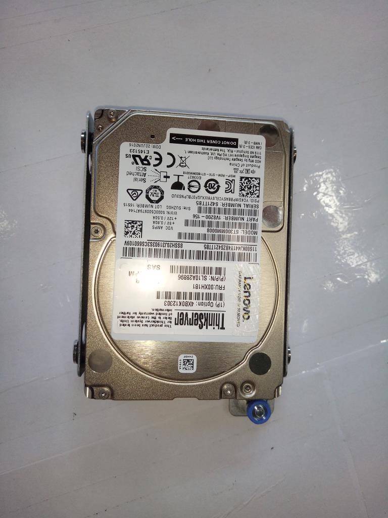 Lenovo Rack Server - RS160 (ThinkServer) HARD DRIVES - 00XH181