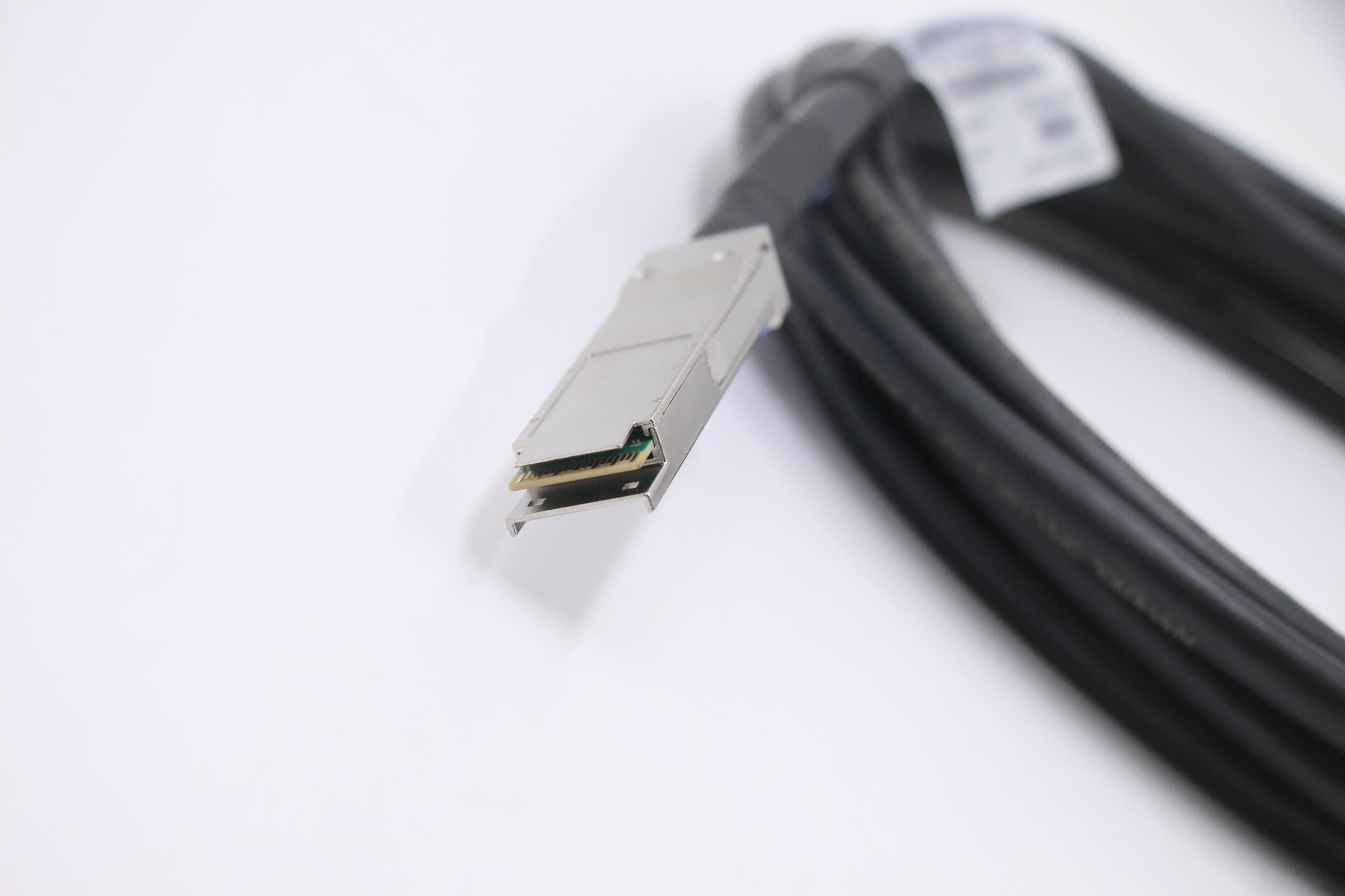 01GV911 - Original Lenovo 5m Passive 100G QSFP28 DAC Cable, 7Z57A03563