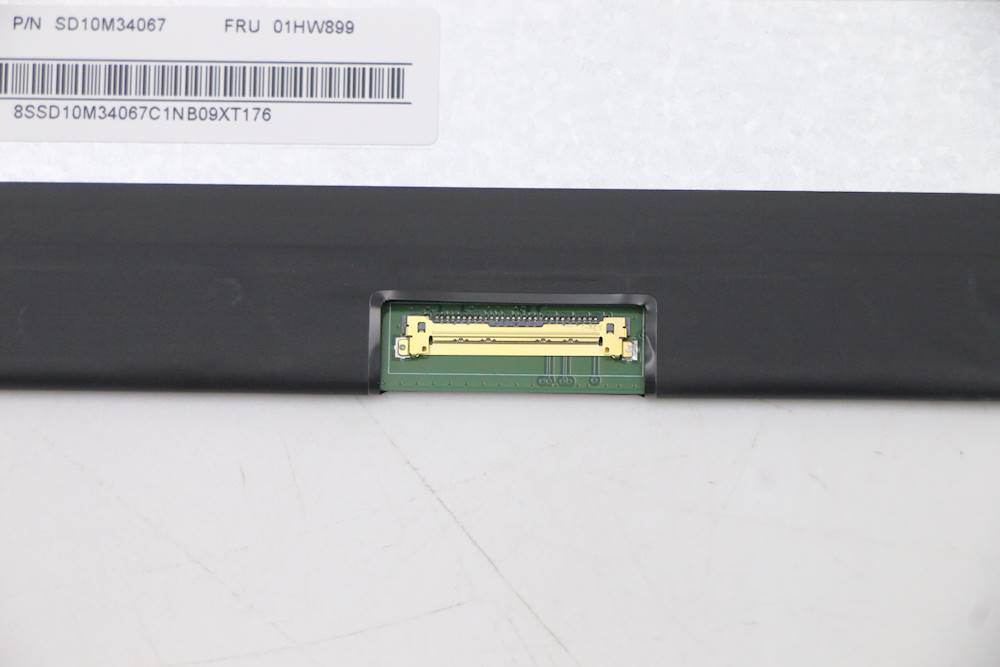 01HW899