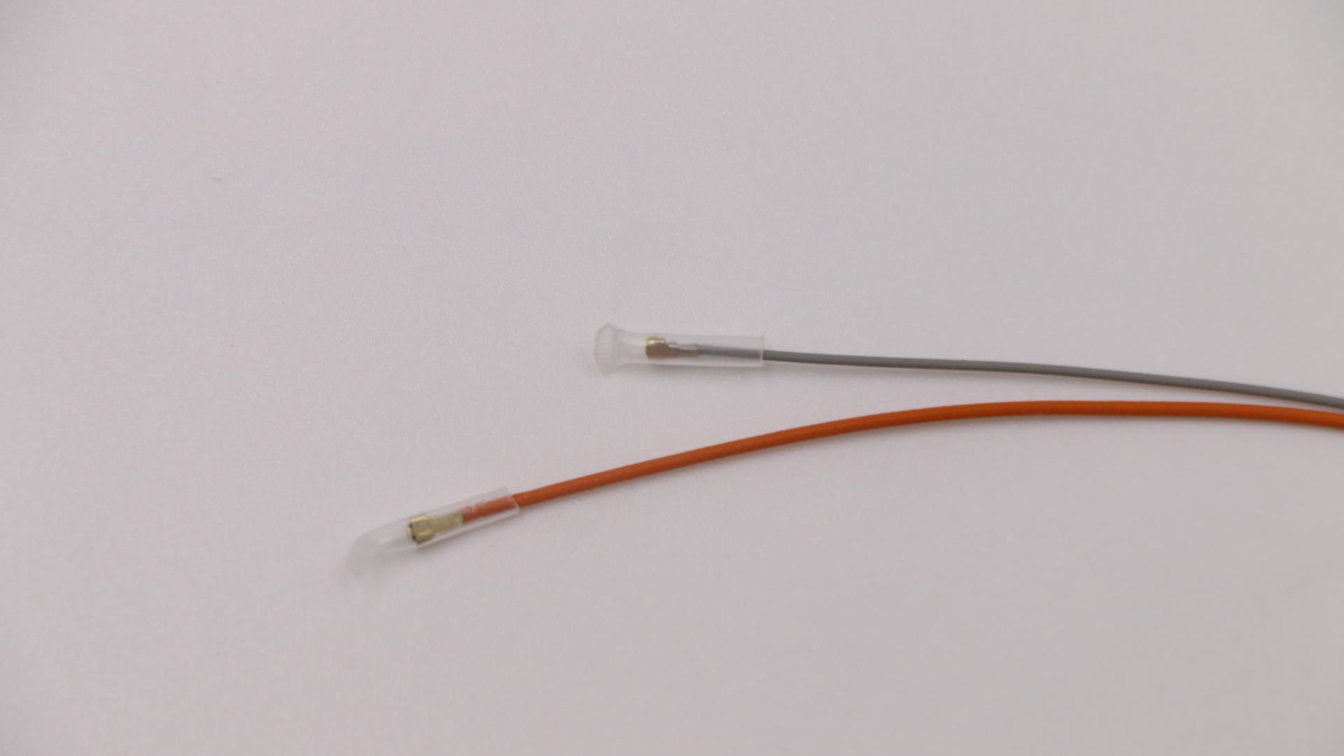 02HL027 - Original Lenovo Sideswipe-1
FRU Antenna WWAN (Speed)