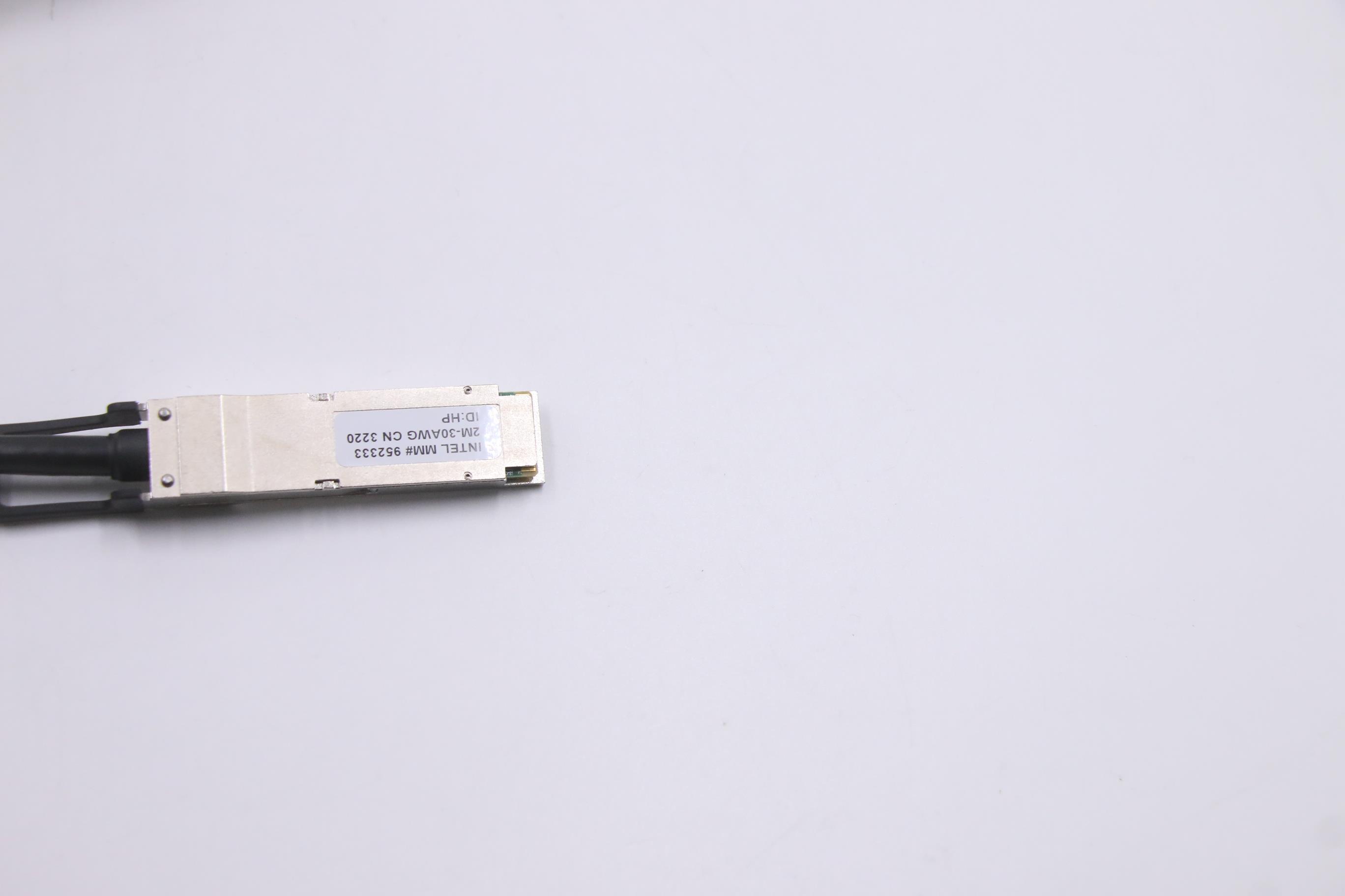 03GX241 - Original Lenovo Optical Cable, 2m, Cornelis OPA 100 Series, Passive, Copper QSFP28 Cable, 00WE051
