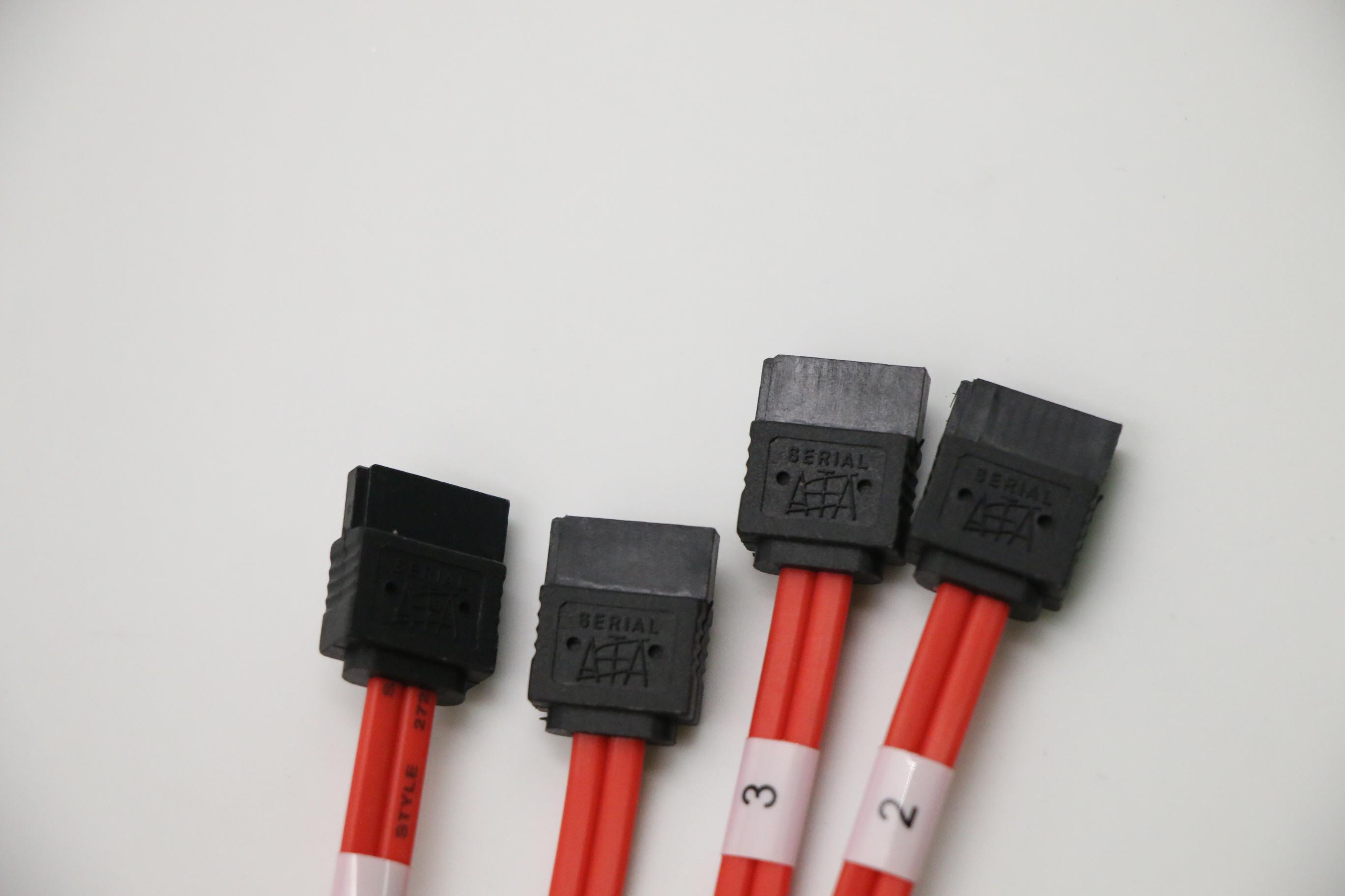 Lenovo Part  Original Lenovo FRU Cable asm 880mm,Mini SAS