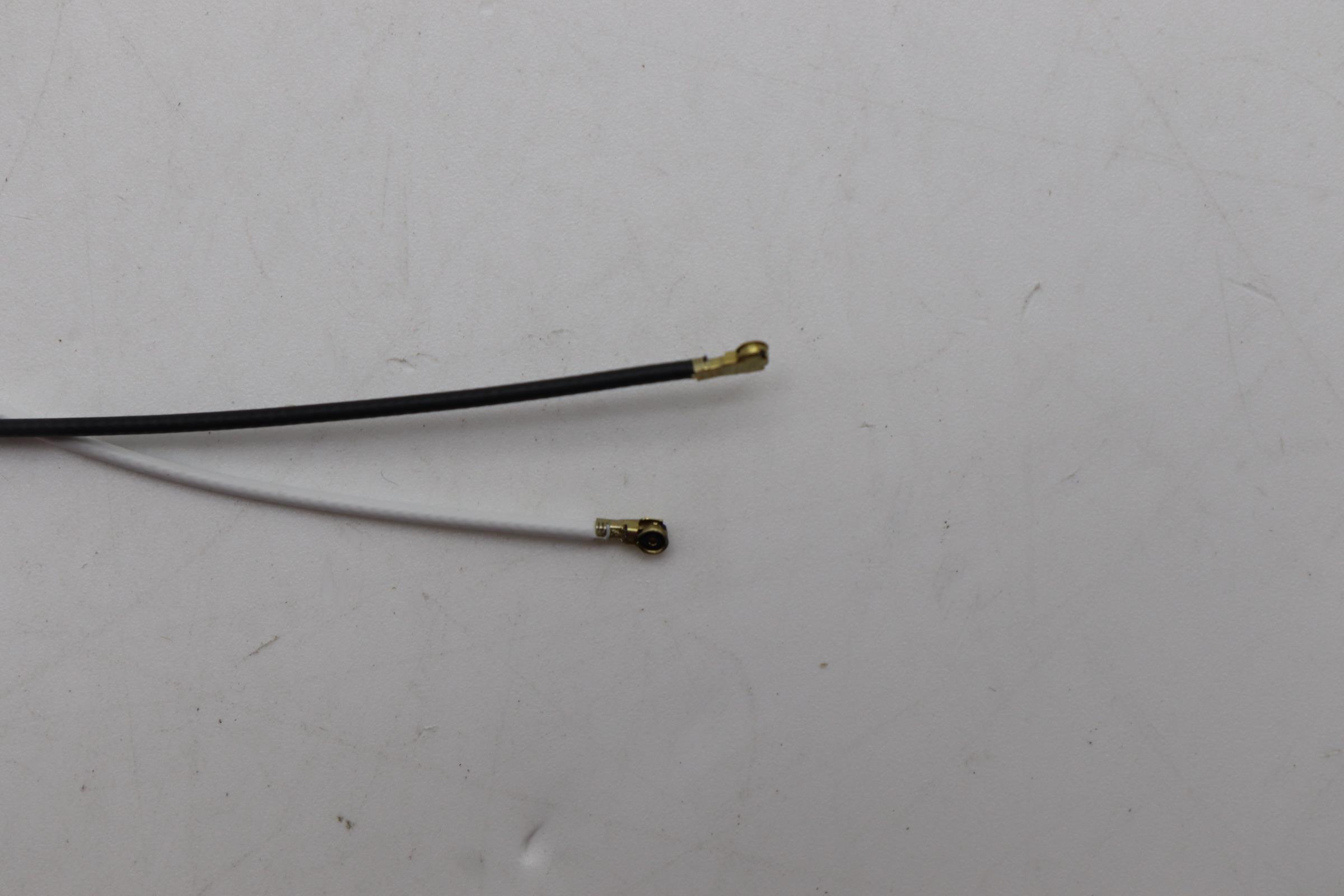 5A30S36106 - Original Lenovo Antenna H 83GH L+R