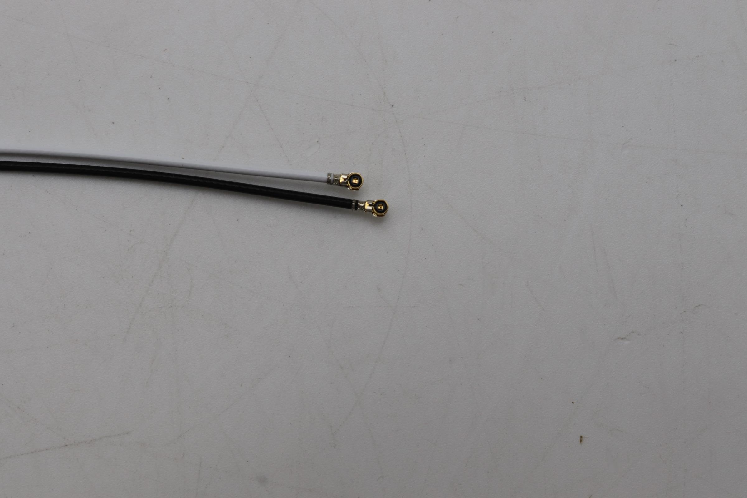 5A30S36107 - Original Lenovo Antenna W 83J2 MAIN + AUX