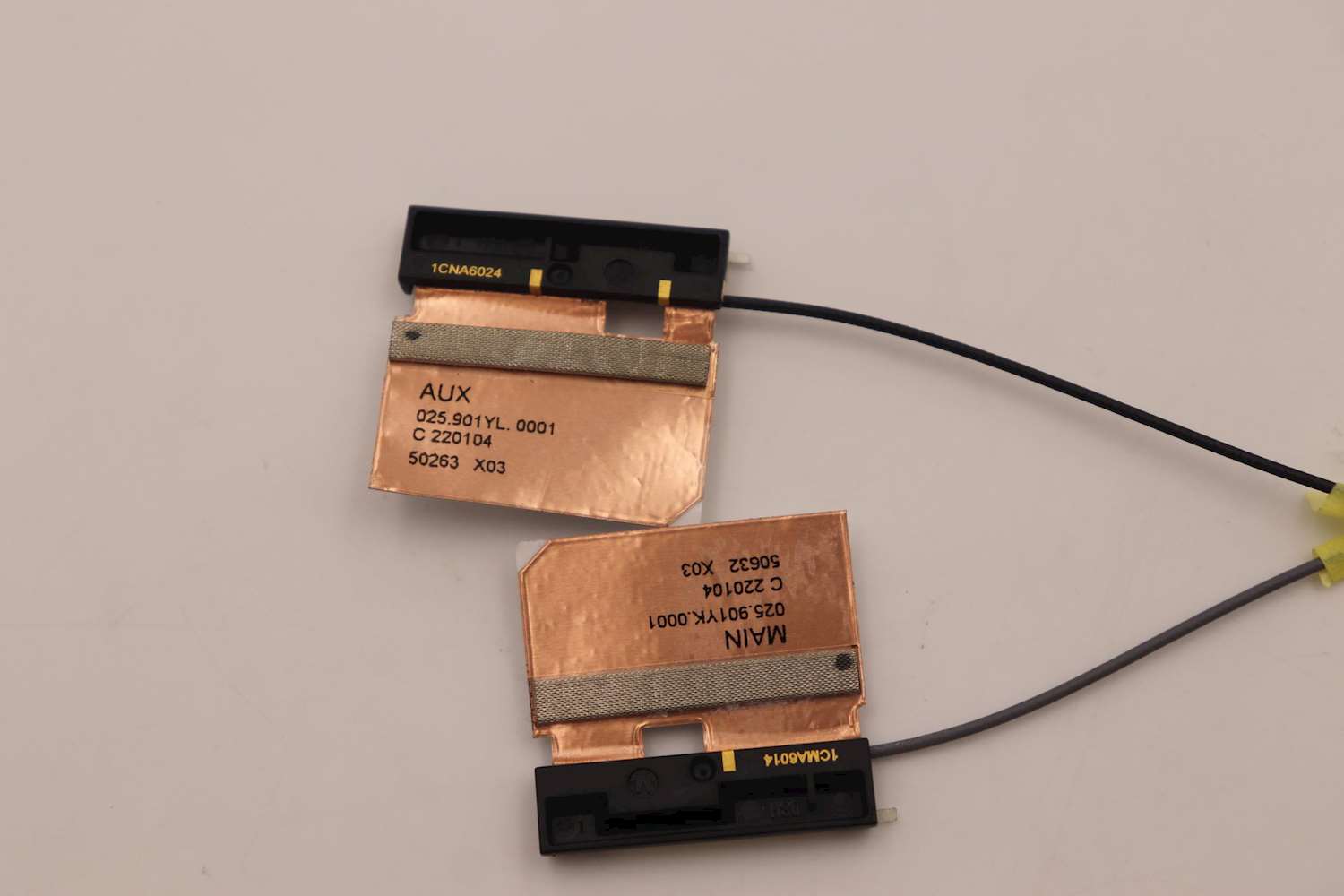 5A30V25100 - Original Lenovo ANTENNA KIT,Antenna,WLAN,WNC