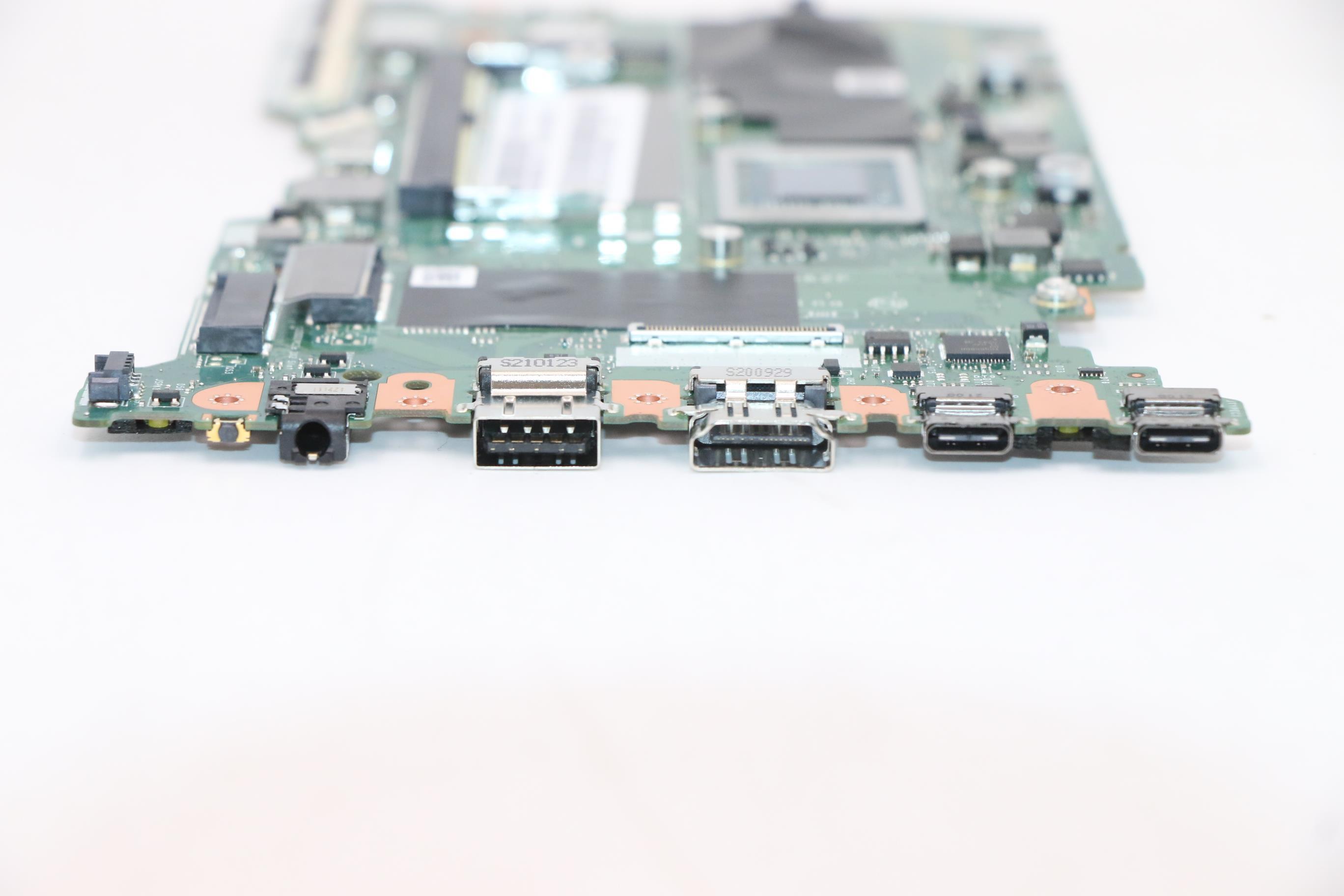 5B21C22182 - Original Lenovo MBC21A4 WINR55500U_UMA8G_D_WW