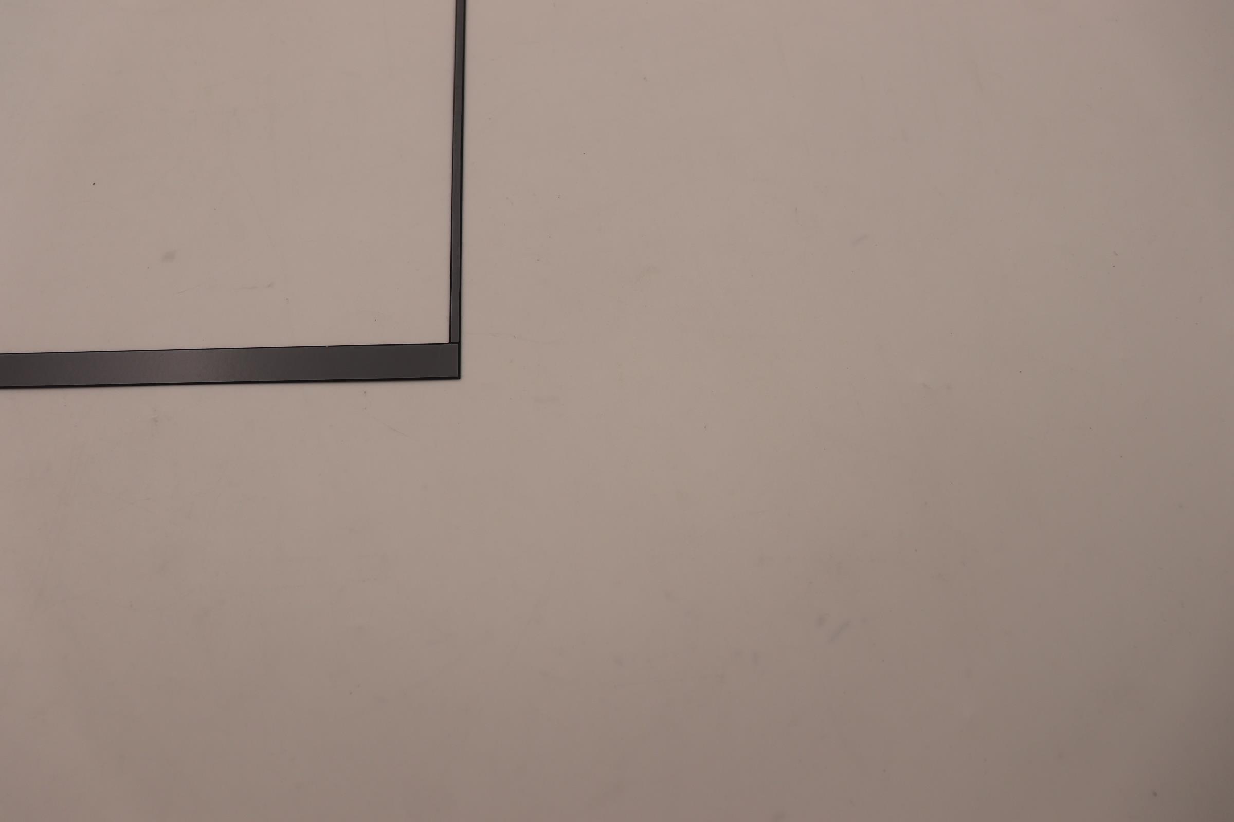5B30S19071 - Original Lenovo BEZEL LCD Bezel L 82TF W/Tape
