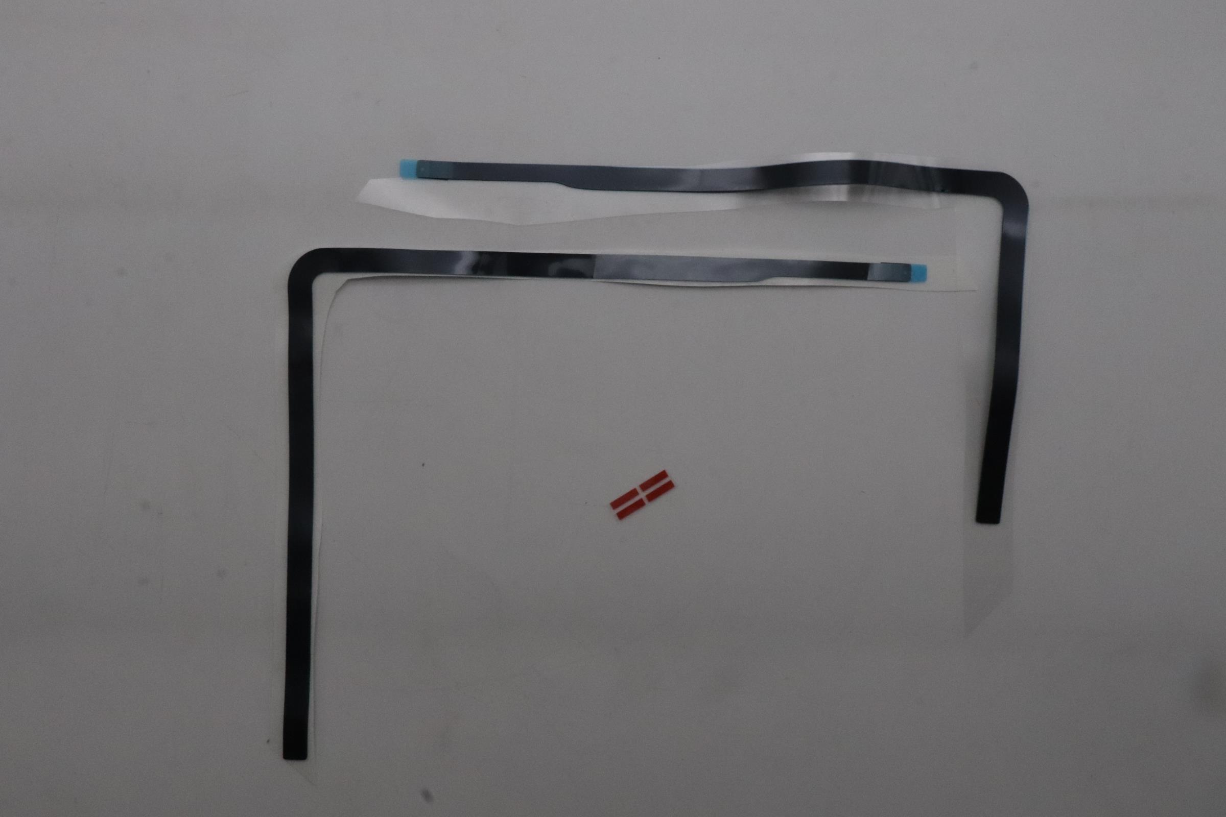 5B30S19250 - Original Lenovo BEZEL L83LYOLED W/TAPE&Position Rubber*4