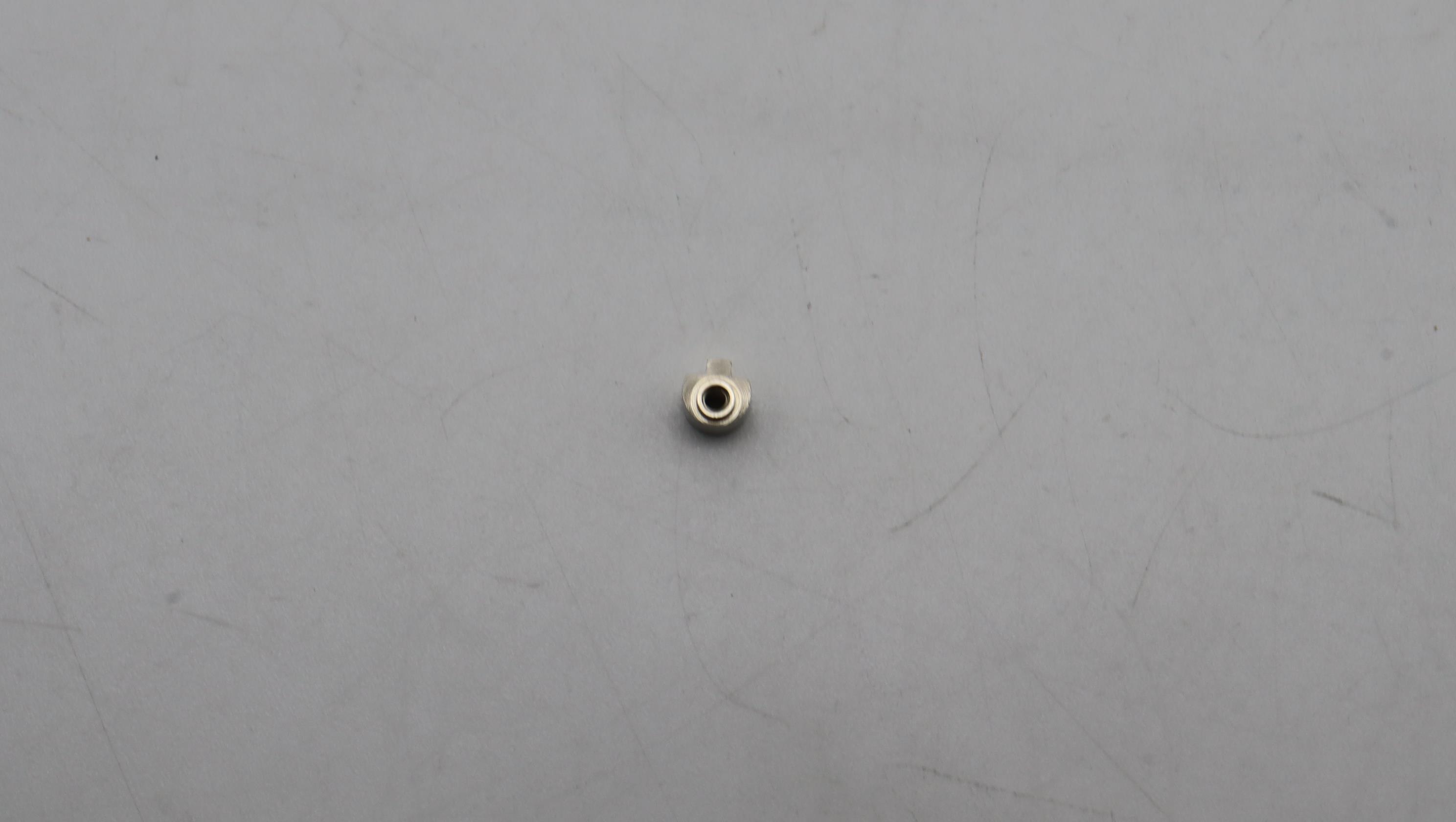 5B40S22206 - Original Lenovo BRACKET BRACKET L 82YT STANDOFF