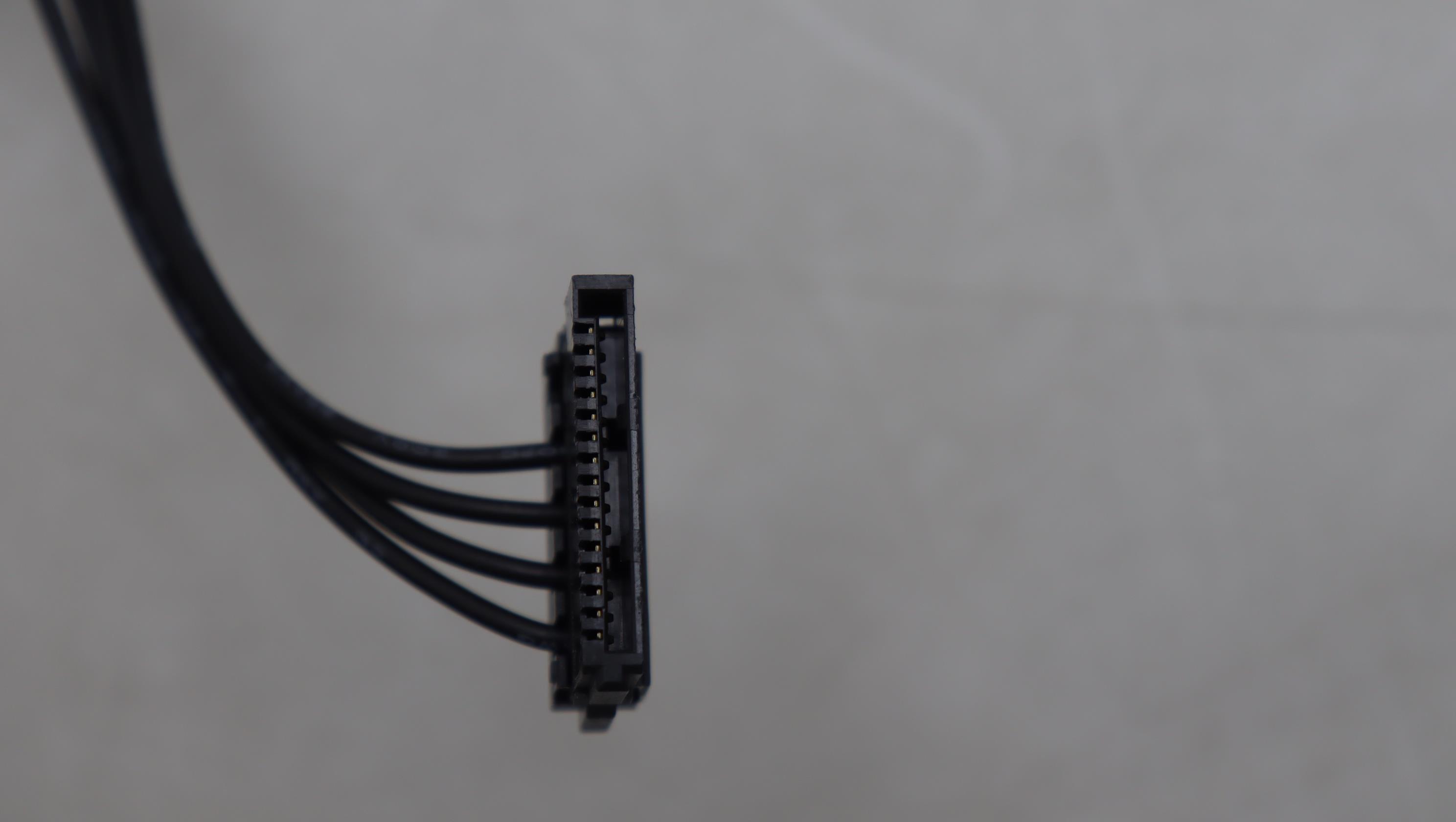 5C10U58421 - Original Lenovo Fru, SATA power cable(300mm+80mm)with 3.0pitch mini-fit  power connector_TCO8.0