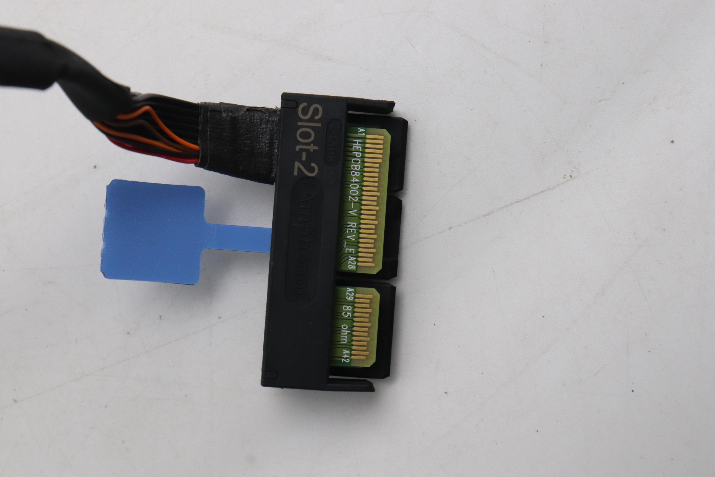 5C10U58825 - Original Lenovo Cable Fru,BCM 84pin NVME Gen4 Type2 bay2