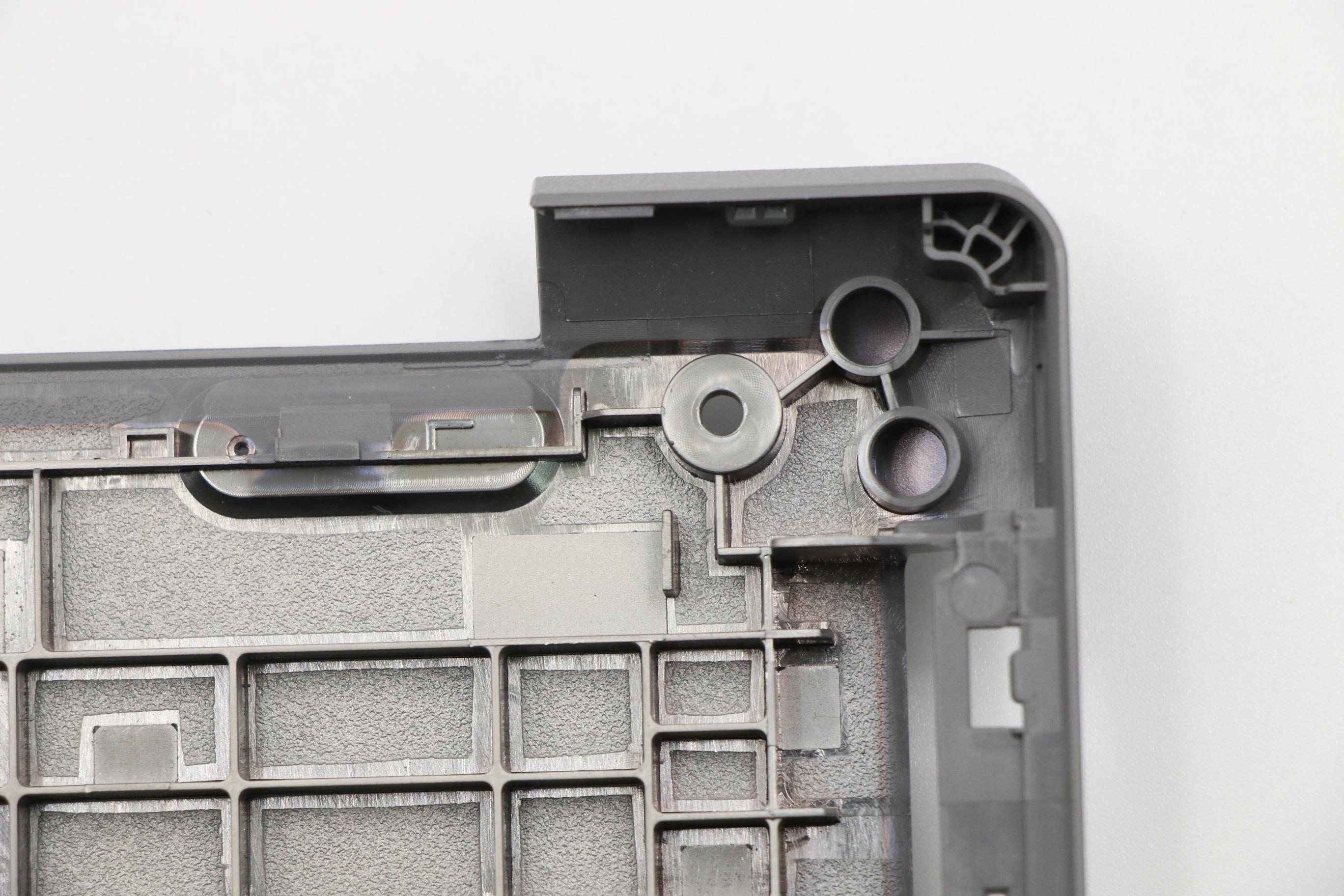 5CB0S17134 - Original Lenovo Lower case L 81M0 PG