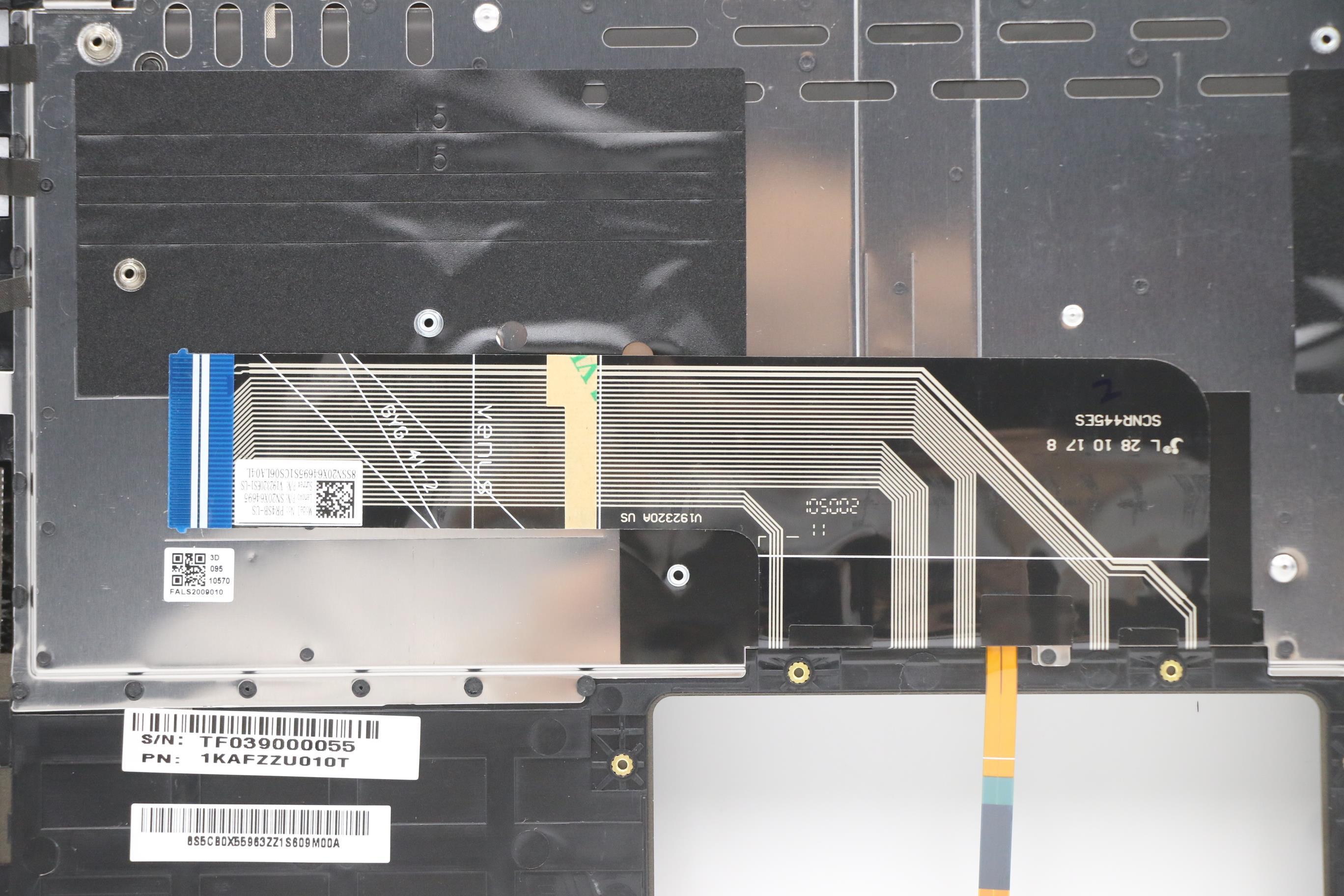 5CB0X55963 - Original Lenovo Upper Case ASM_USA Q82A4 DM