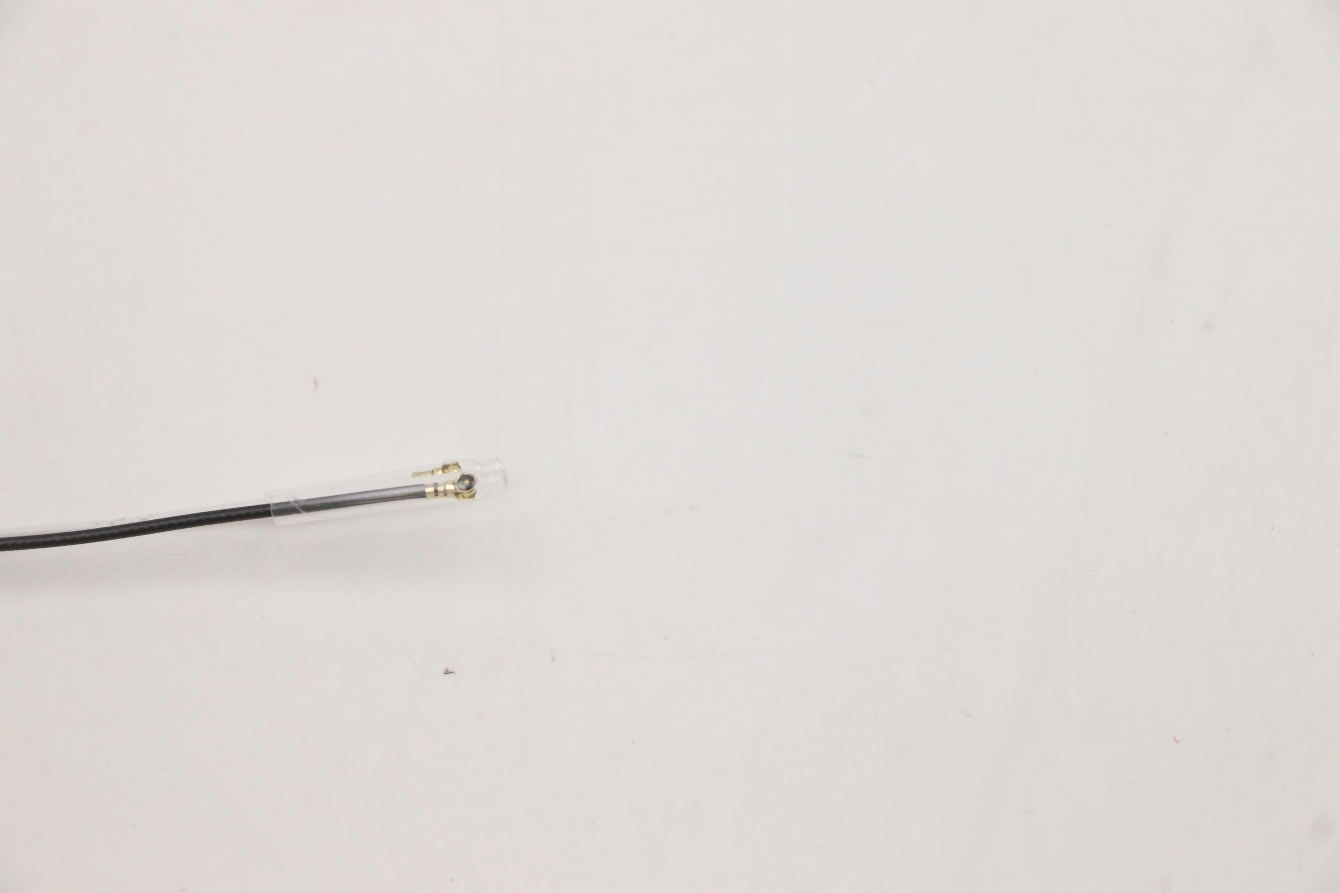 5CB0Z69381 - Original Lenovo Oris AMD 1.0 Windows FRU COVER COVER,A cover 100W GEN3 (W/WLAN ANTENNA)