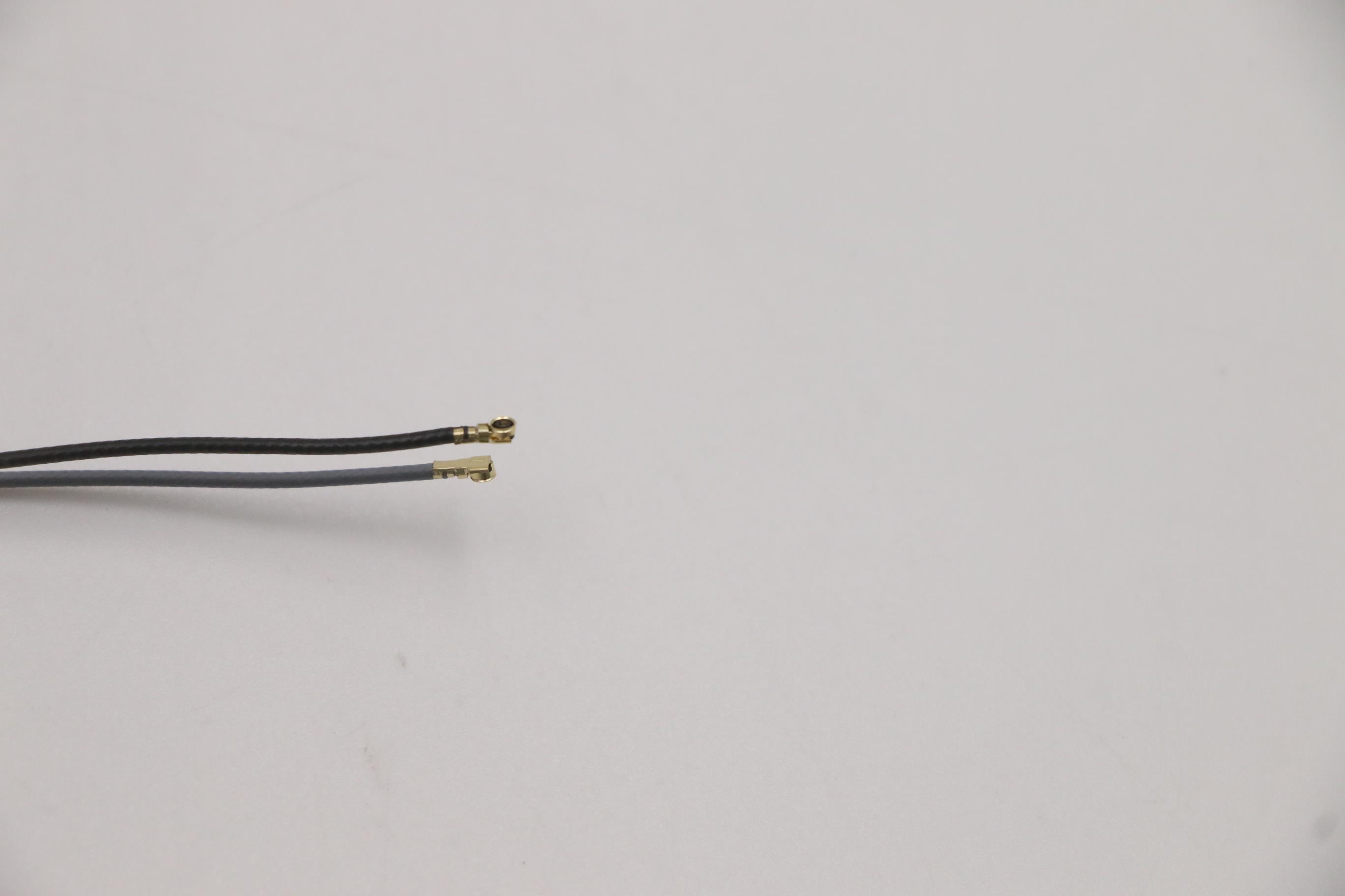 5CB1B42832 - Original Lenovo LCD Cover L 82FG AB 2.6
