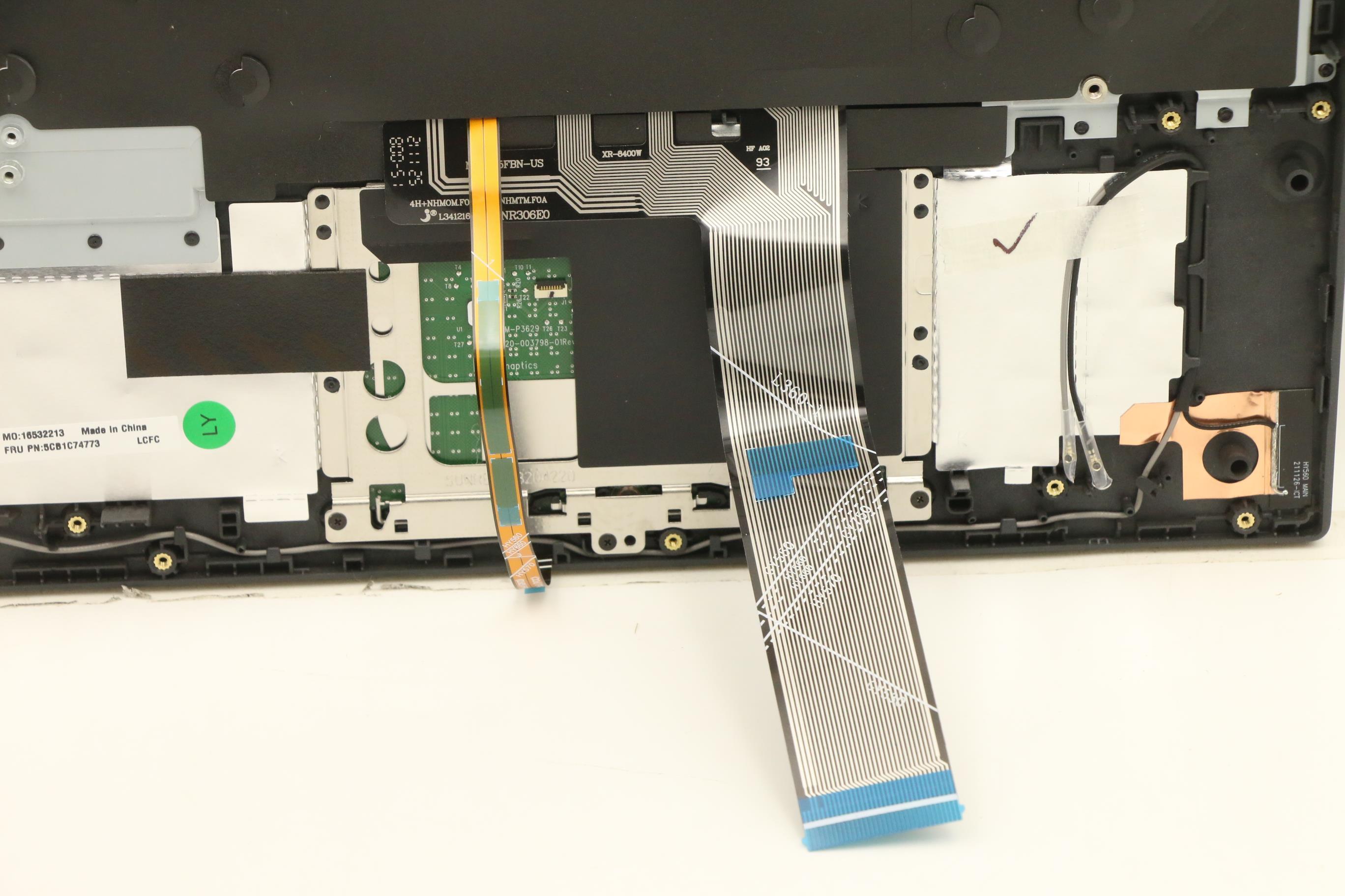 5CB1C74773 - Original Lenovo Keyboard with Upper Cover (Palmrest), English, 82JU, BKWHW/F