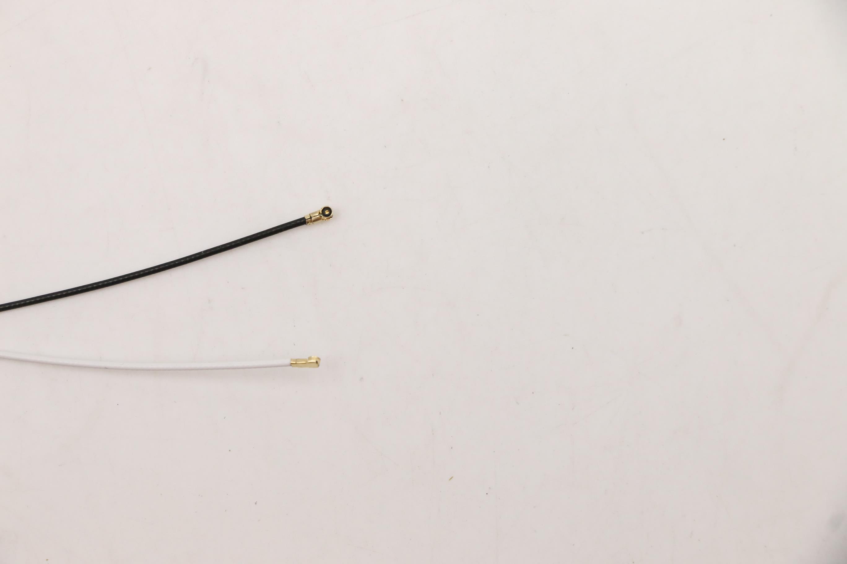 5CB1C75964 - Original Lenovo LCD Cover C 82FJ_w/sponge
