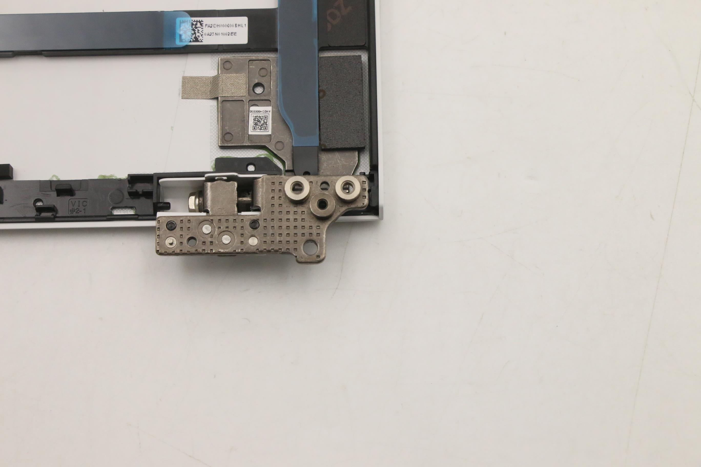 5CB1F37147 - Original Lenovo COVER LCD Cover L 82RF ST Y