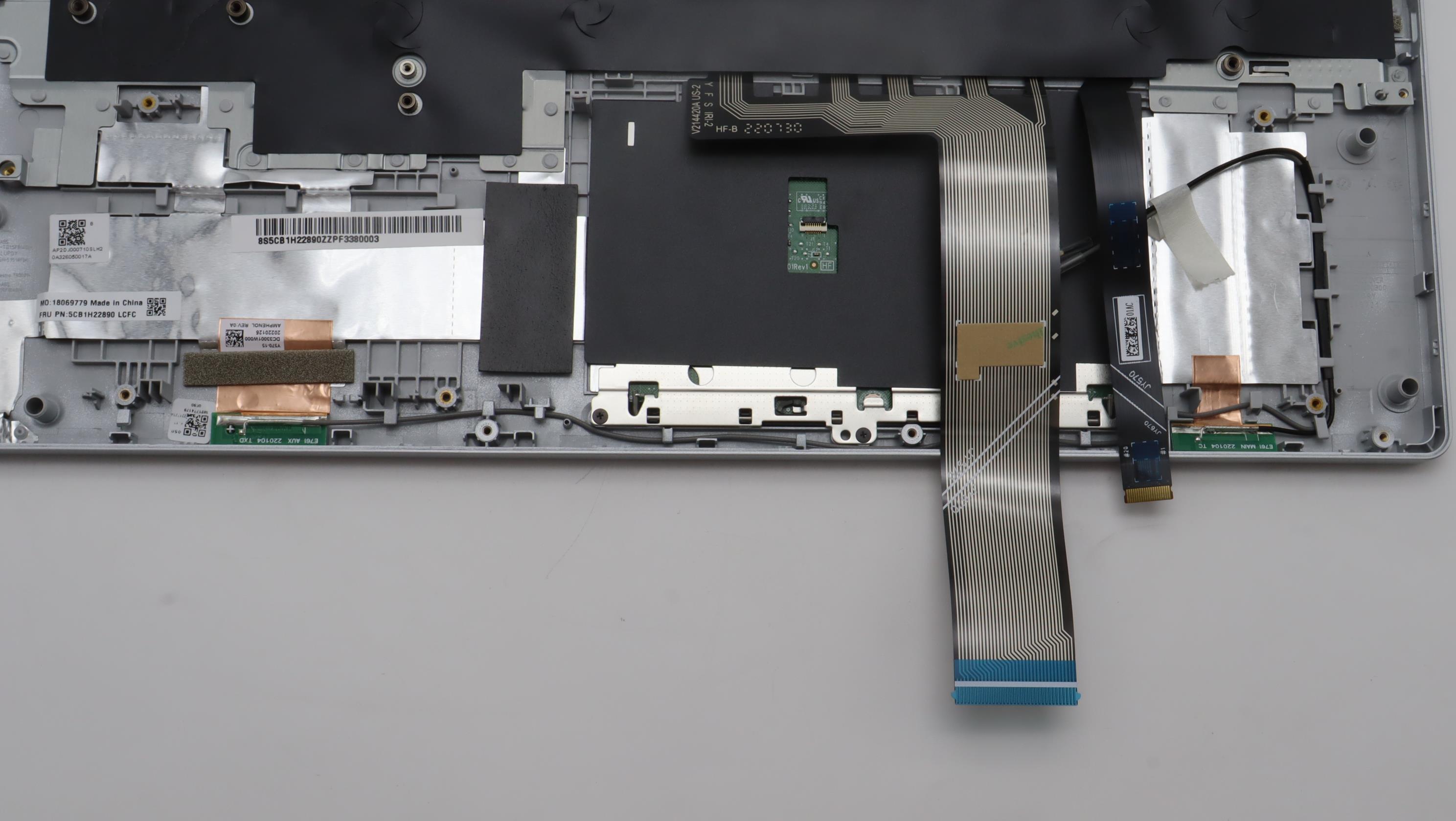 5CB1H22890 - Original Lenovo Keyboard with Upper Cover (Palmrest), English, 82RC, CLGY RGB