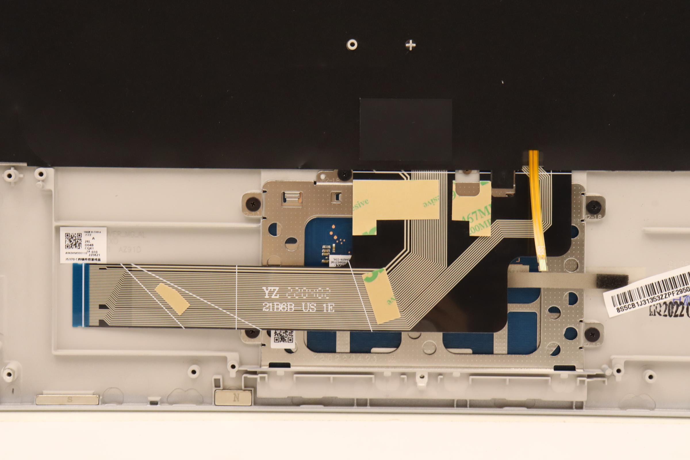 5CB1J31353 - Original Lenovo Keyboard with Upper Cover (Palmrest), English, 82U9, CLGY