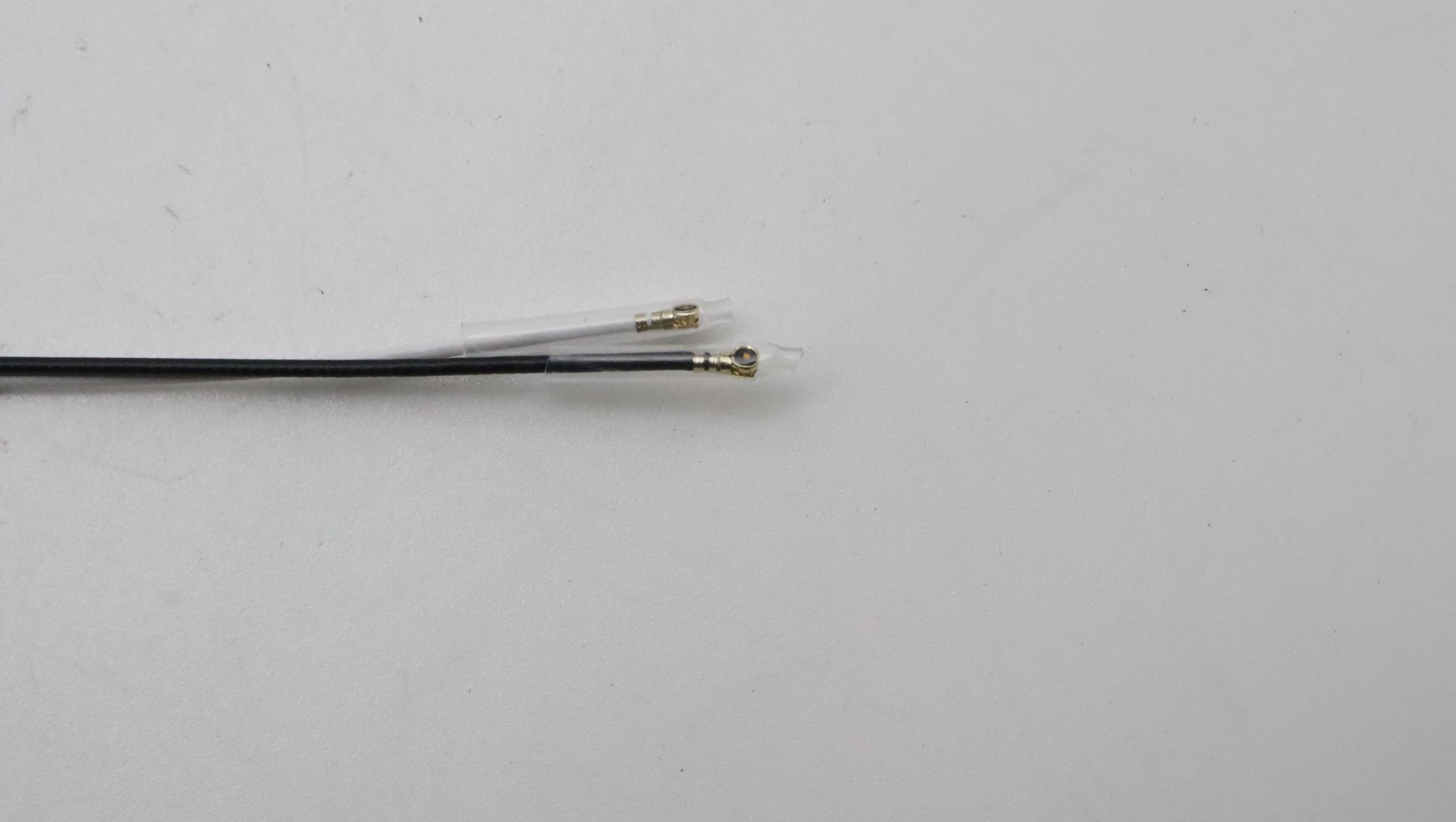 5CB1L10784 - Original Lenovo COVER LCD Cover W/Ant C82XD T30IR AL CG