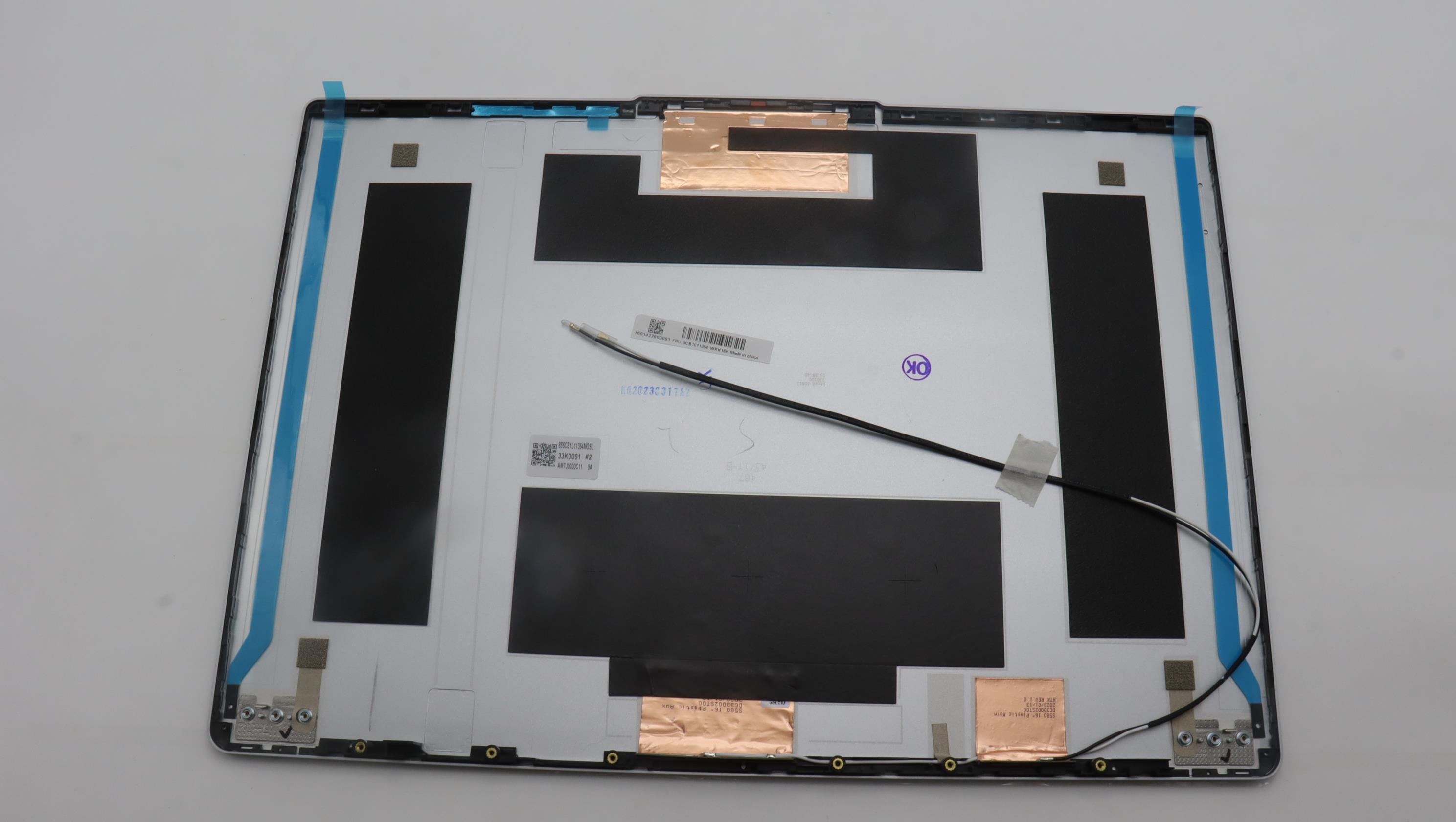 5CB1L11354 - Original Lenovo COVER LCD Cover W/Ant C82XF T32IR PL CG
