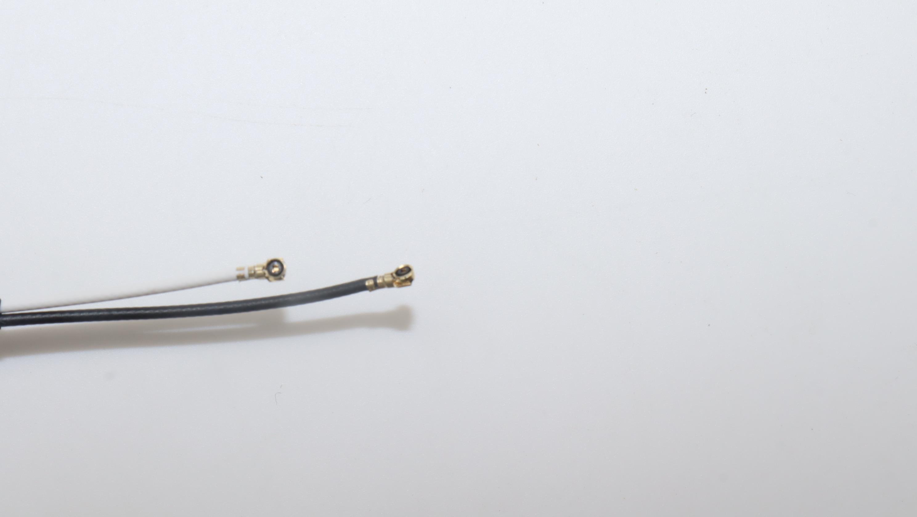 5CB1L11354 - Original Lenovo COVER LCD Cover W/Ant C82XF T32IR PL CG