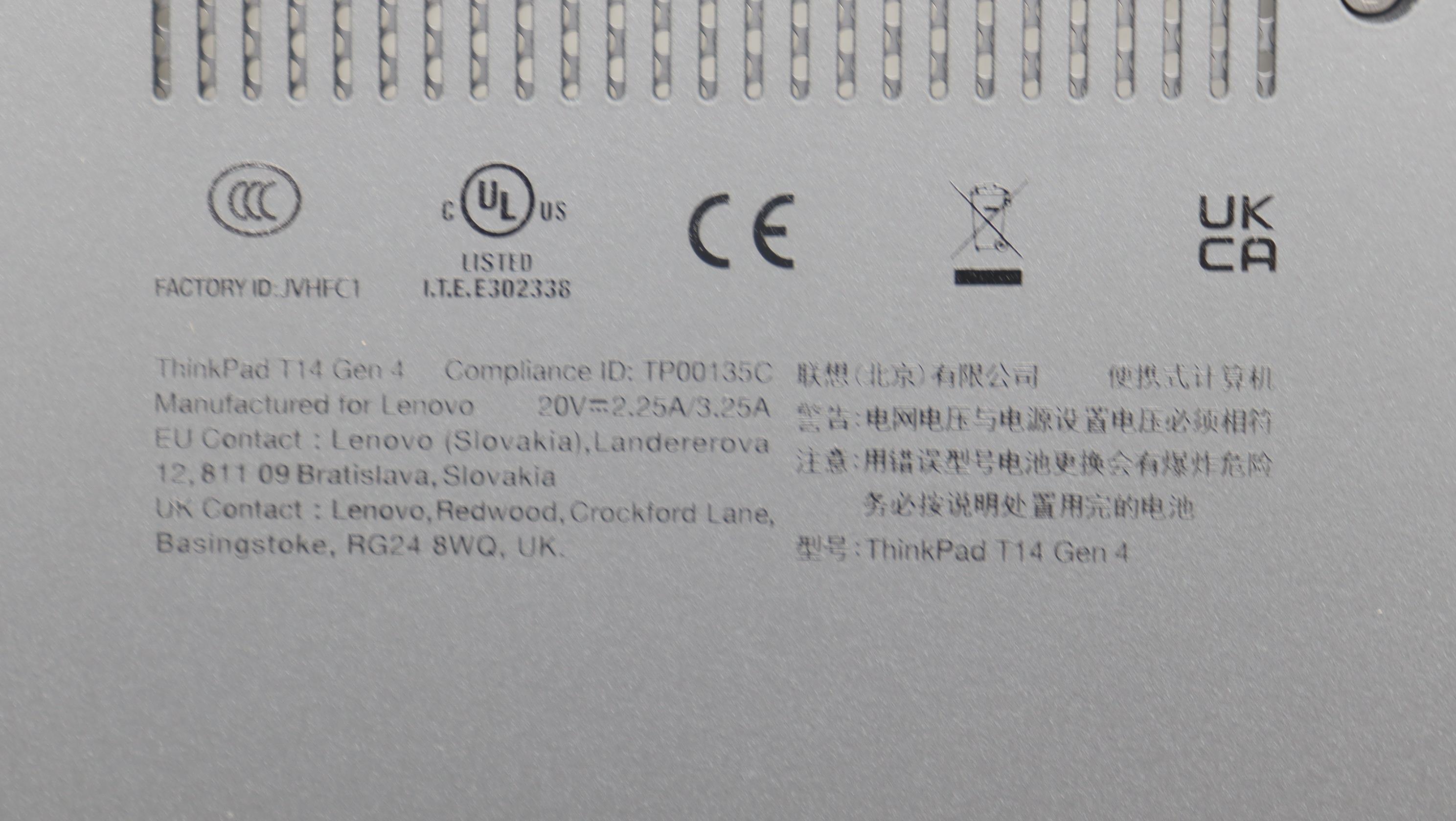5CB1L57911 - Original Lenovo COVER FRU KT4D2_D_COVER_UMA_WW_ASSY_BK
