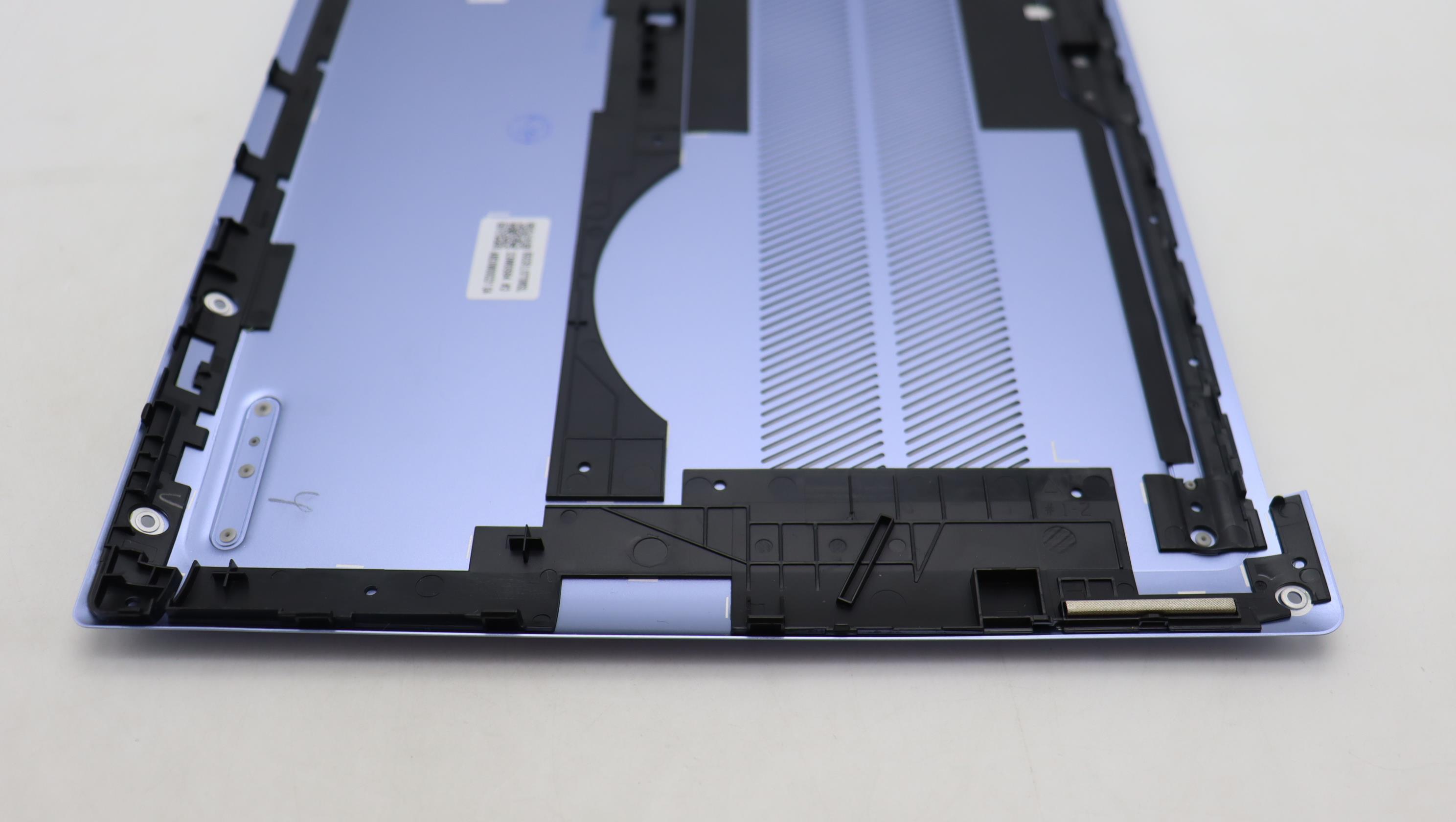 5CB1L83607 - Original Lenovo COVER Lower Case C 82XD AL VT H45