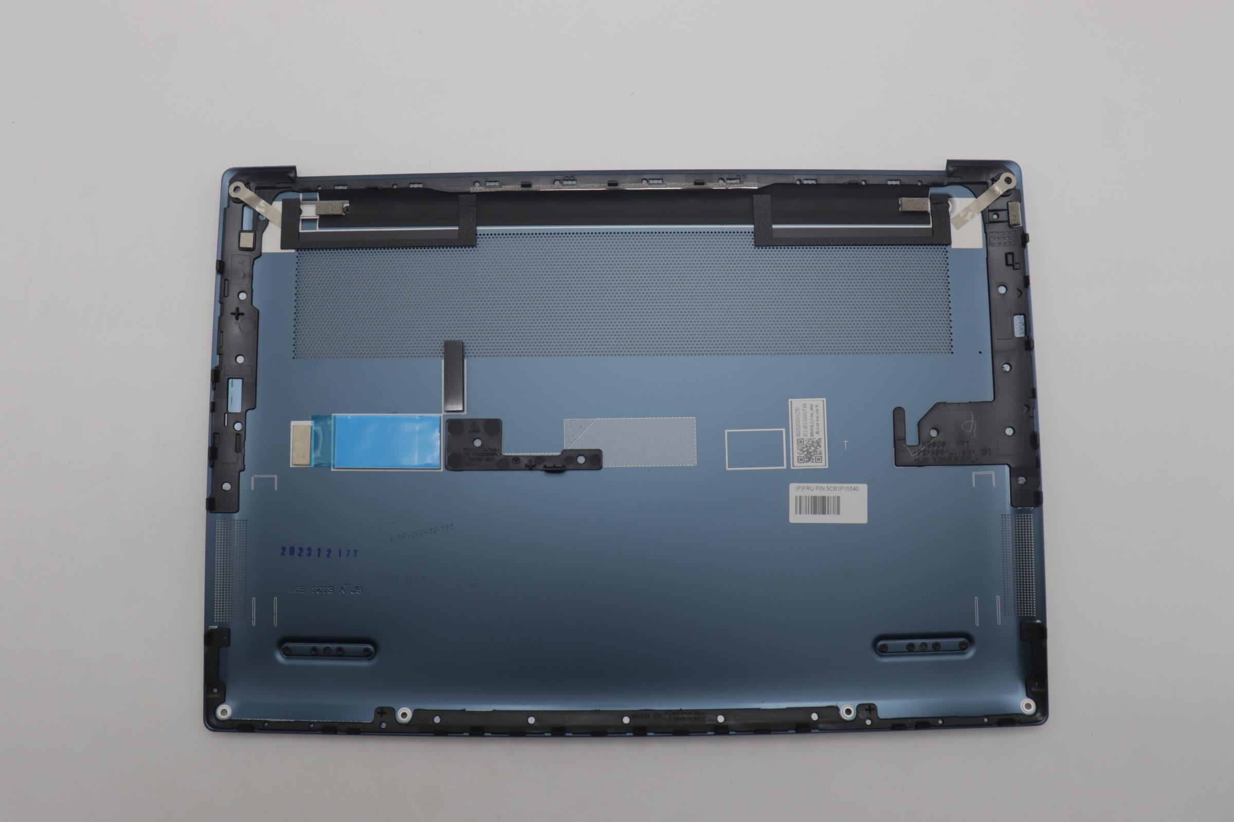 5CB1P15540 - Original Lenovo COVER Lower Case H83AUTTNormal