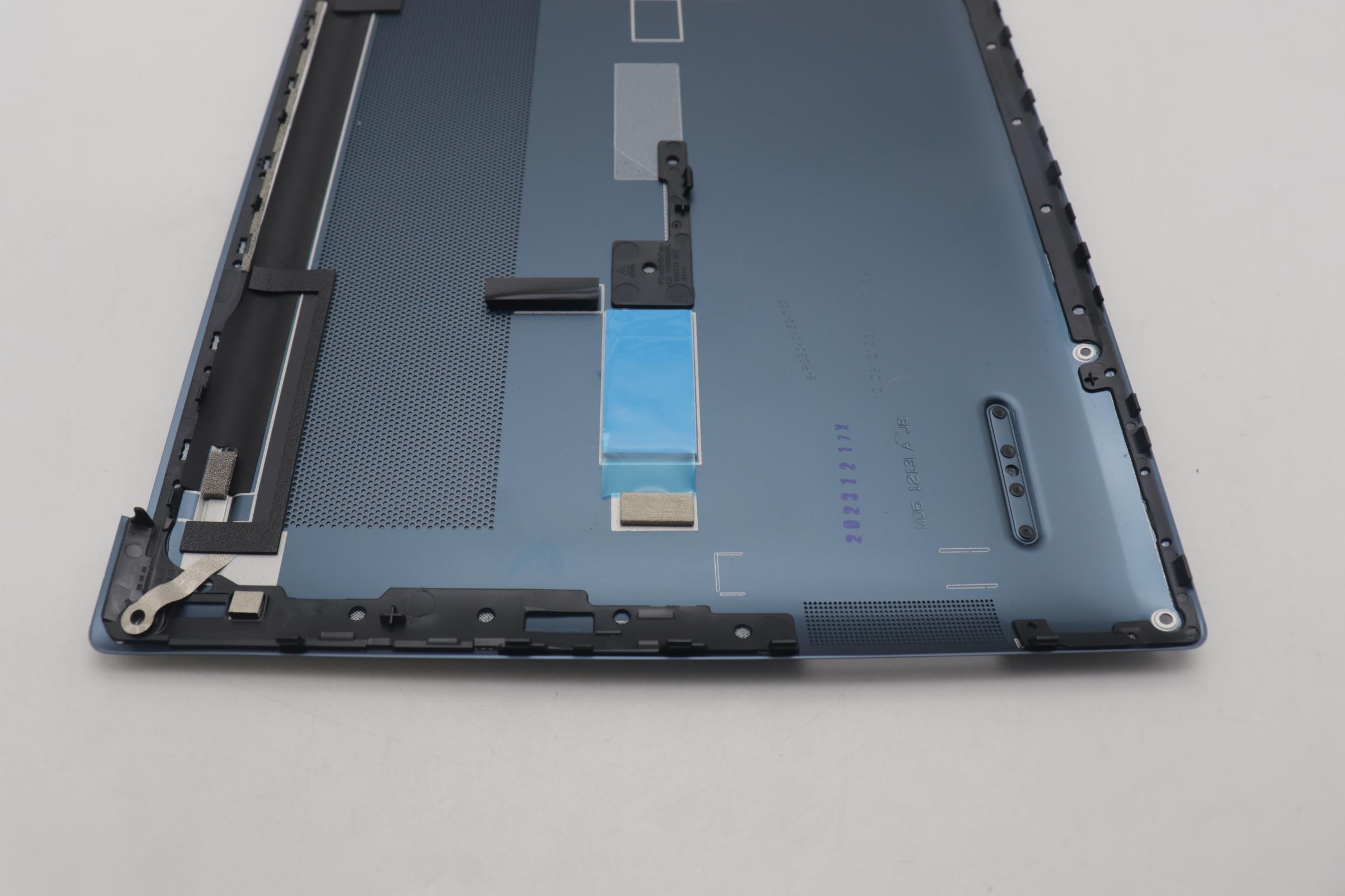 5CB1P15540 - Original Lenovo COVER Lower Case H83AUTTNormal
