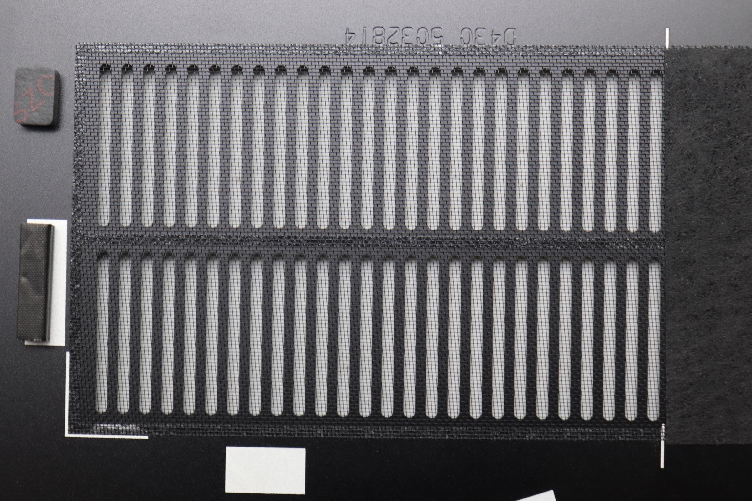 5CB1P50462 - Original Lenovo COVER FRU D_COVER_AL_WLAN_ASSY