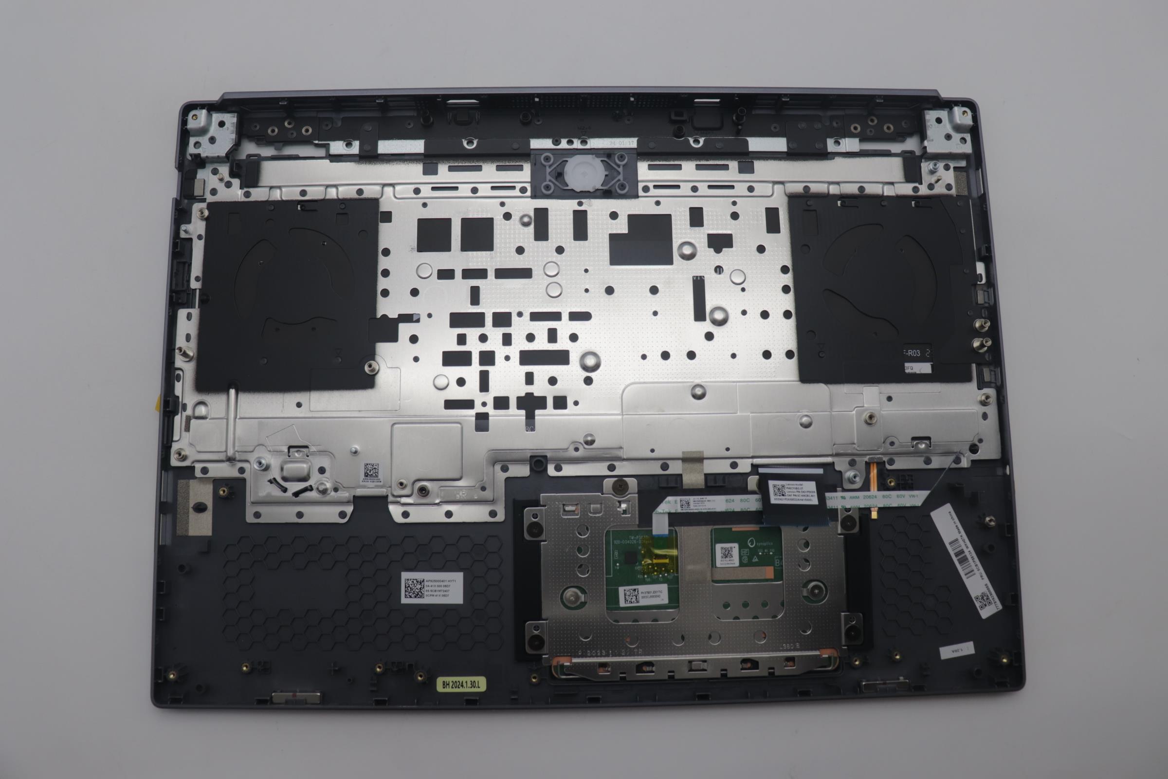 5CB1P55134 - Original Lenovo Keyboard with Upper Cover (Palmrest), English, C 83DG LGBLAI