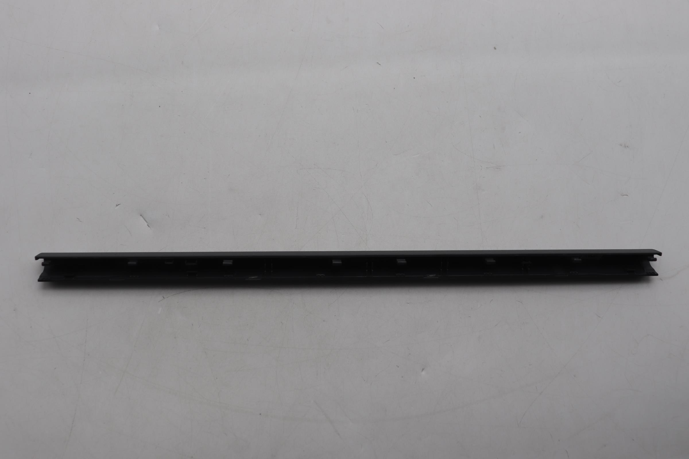 5CB1R08954 - Original Lenovo Cover L 83K1 Hinge_CAP_LG