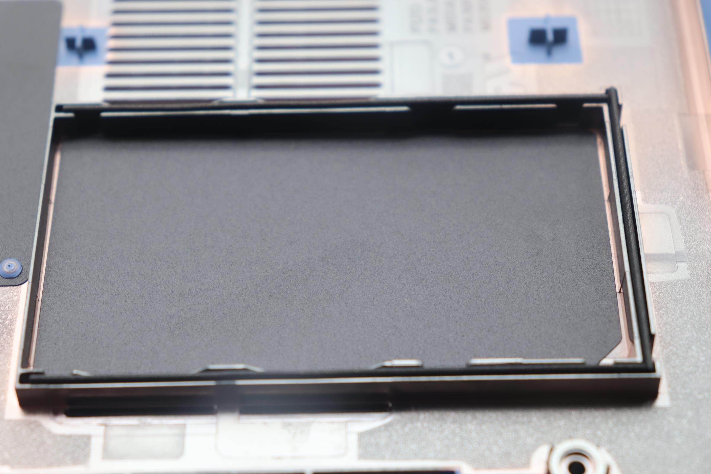 5CB1R68431 - Original Lenovo Cover L 83K1 D COVER PB