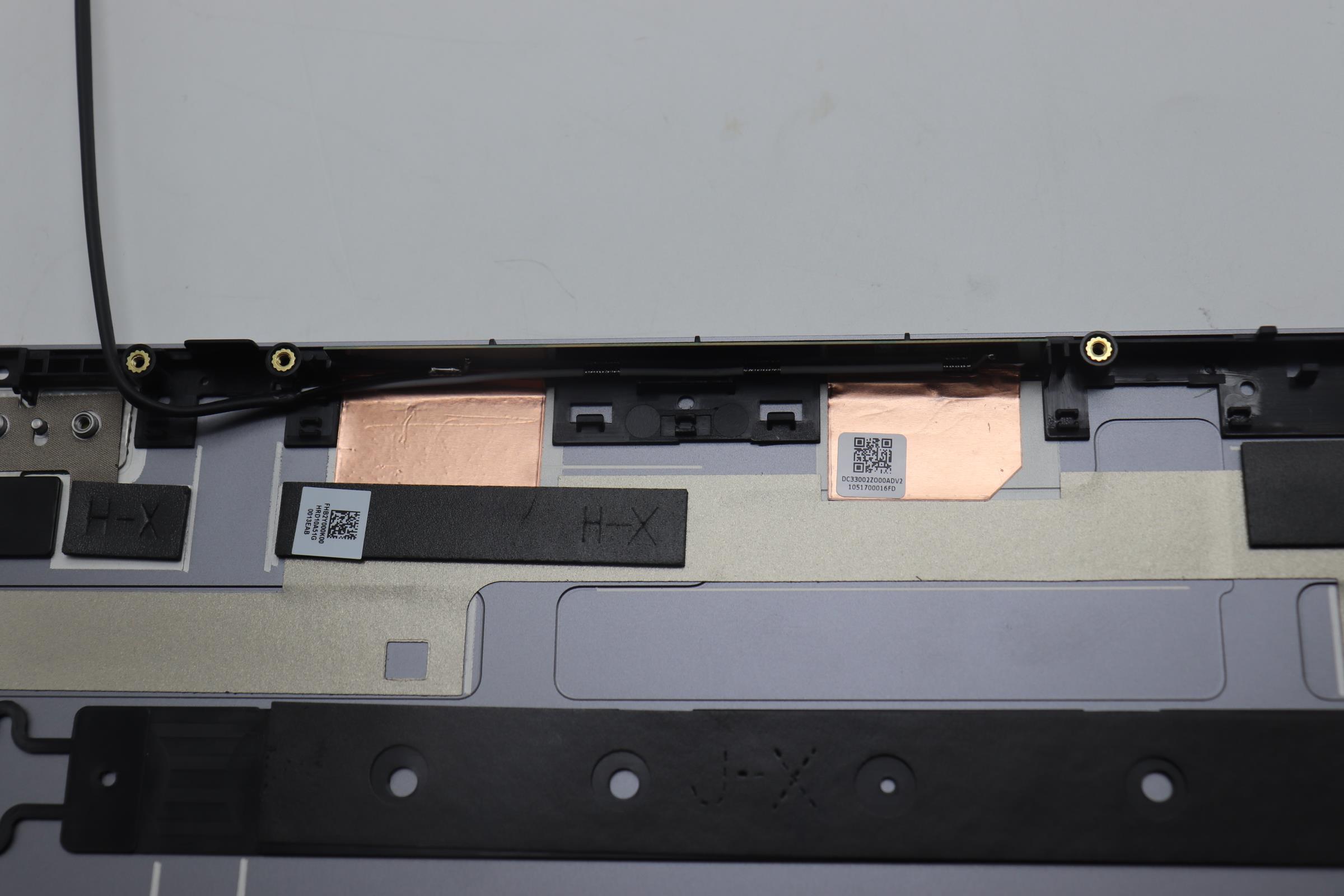 5CB1S05133 - Original Lenovo COVER LCD Cover C 83JK LG ROW