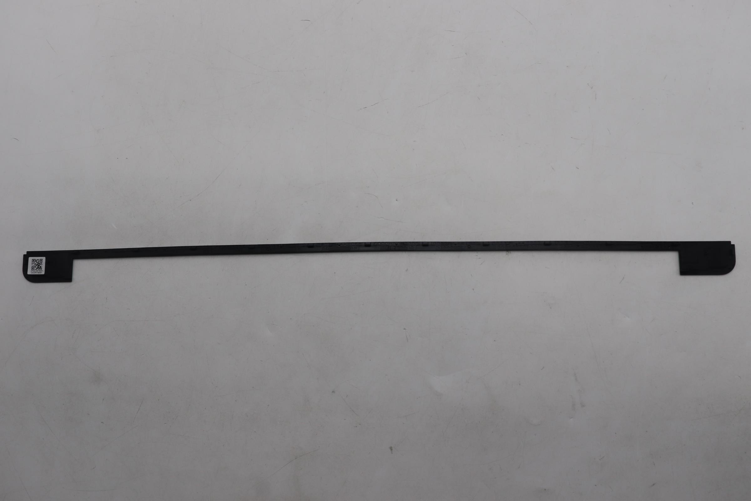 5CB1S90660 - Original Lenovo Cover Hinge Cover L83EY