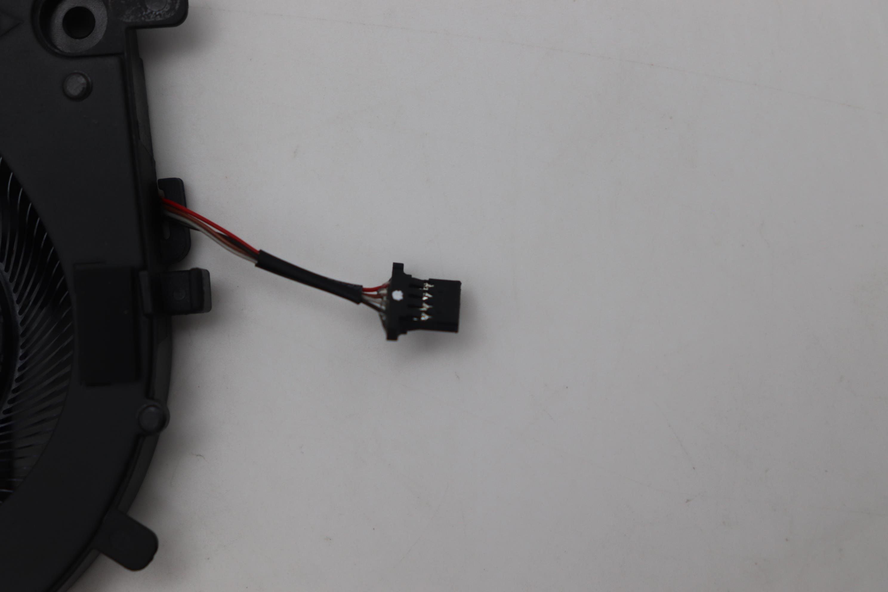 5F10S14099 - Original Lenovo FAN System FAN H 82Y7 FCN_L+R