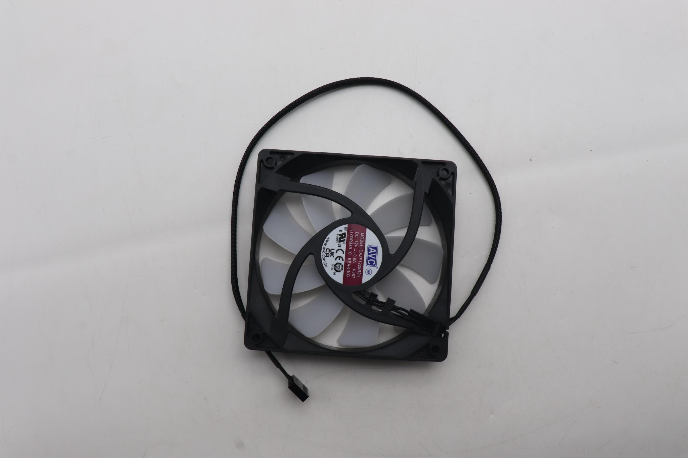 5F10U94147 - Original Lenovo HeatSink 12025 7Pin ARGB Fan 520 N