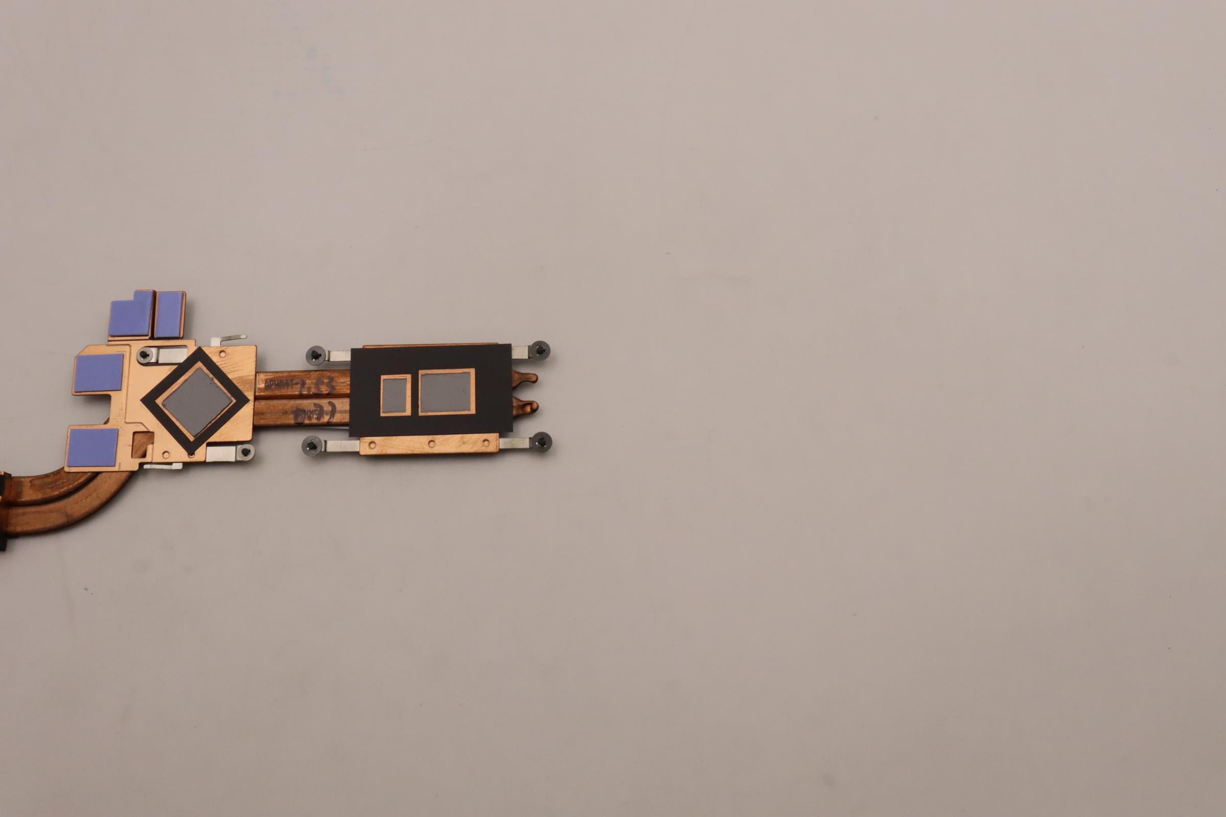 5H40S20239 - Original Lenovo Heatsink L 82H8 DIS AVC