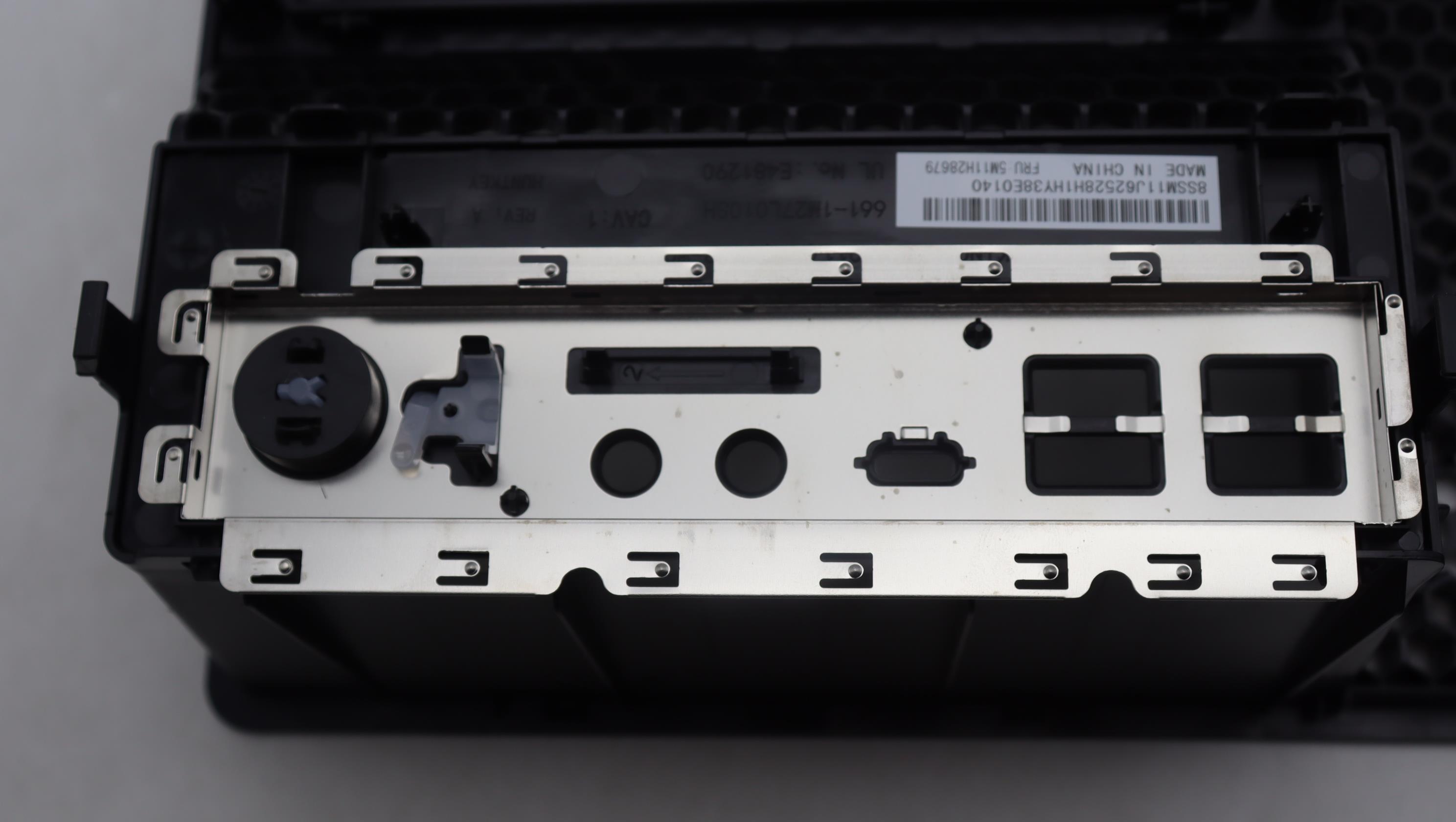 5M11H28679 - Original Lenovo MECH_ASM 338 Front bezel