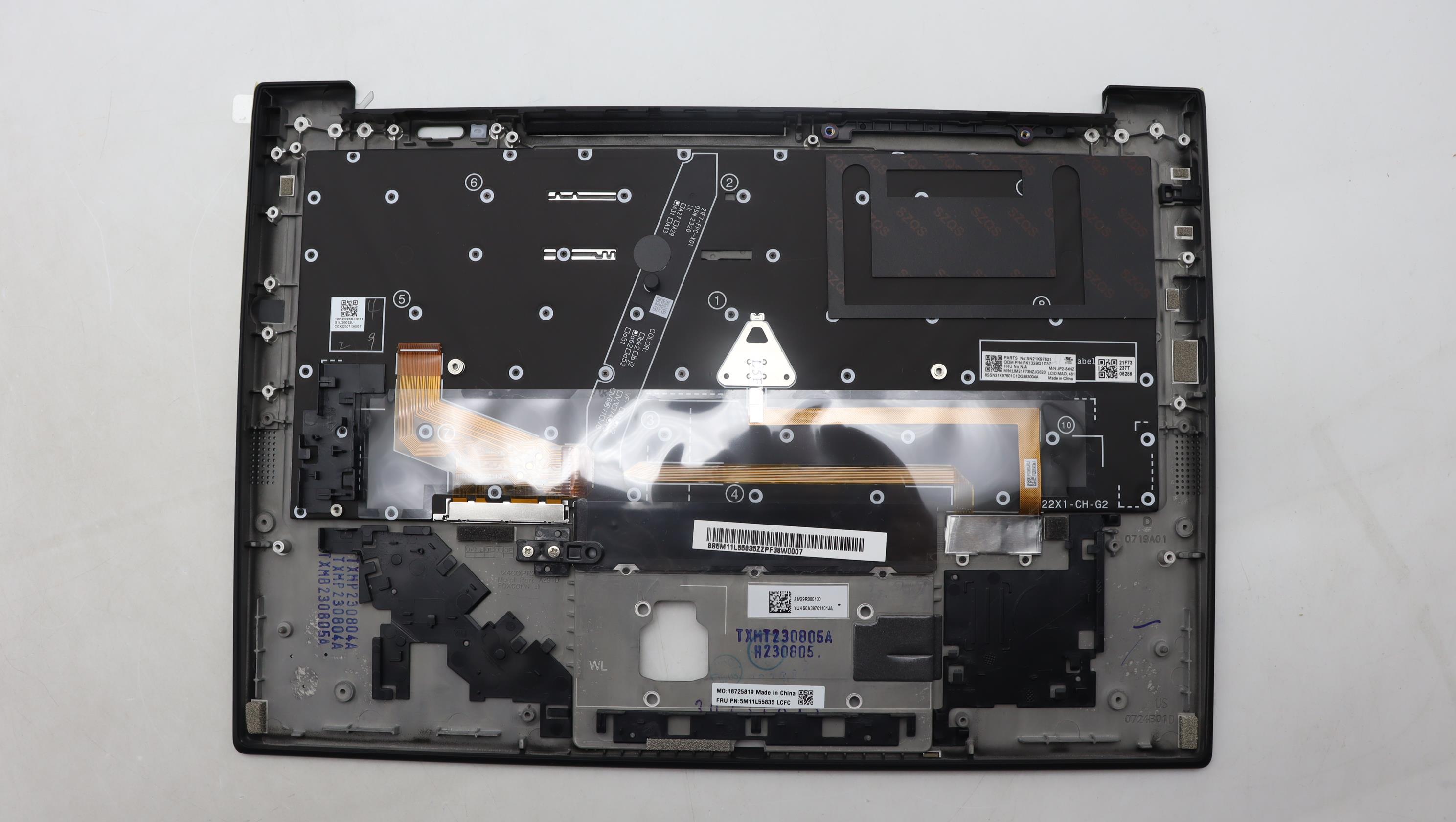 5M11L55835 - Original Lenovo Keyboard with Upper Cover (Palmrest), Maori, WLAN