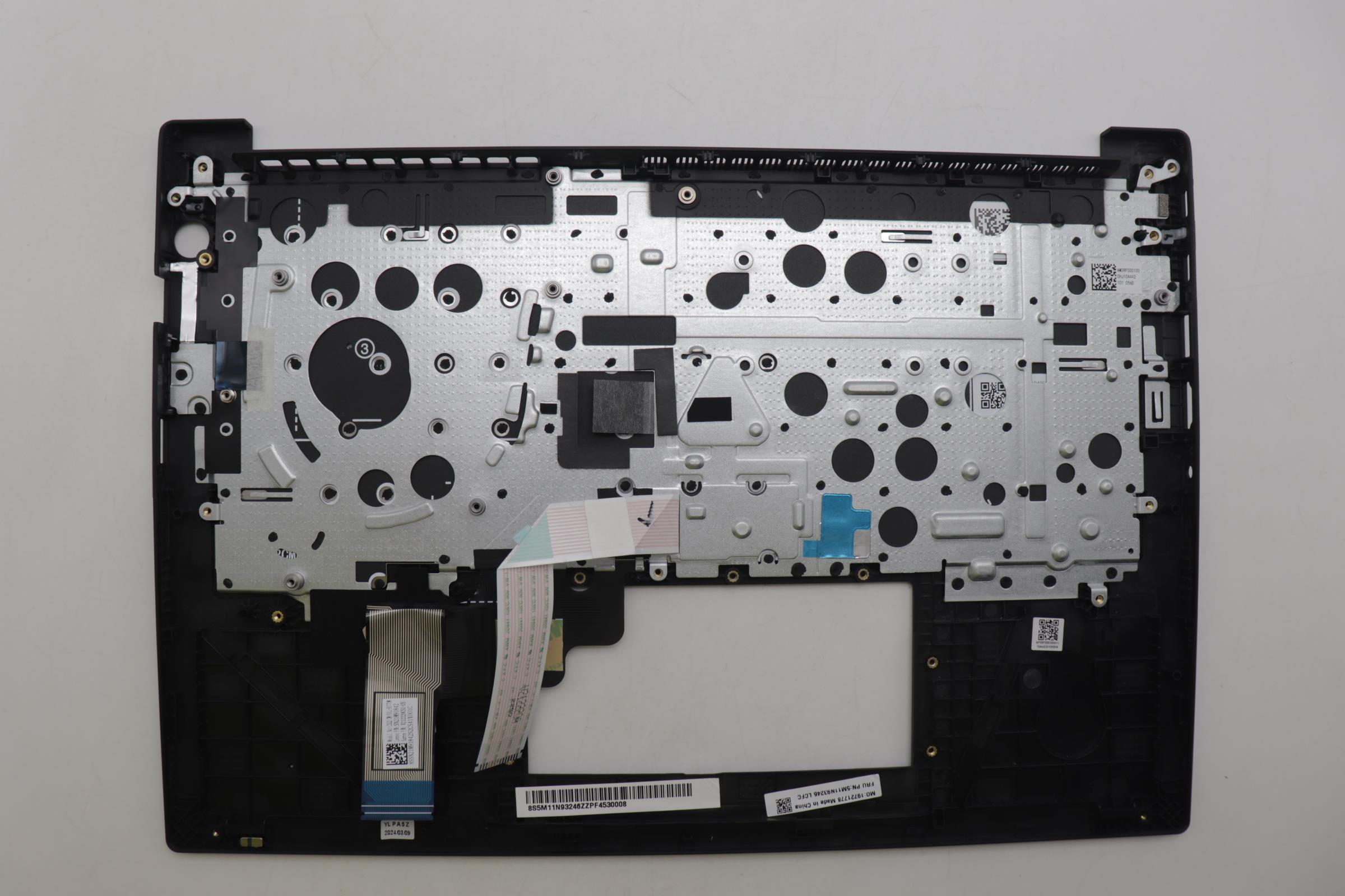 5M11N93246 - Original Lenovo Keyboard with Palmrest (Cover), English, Black