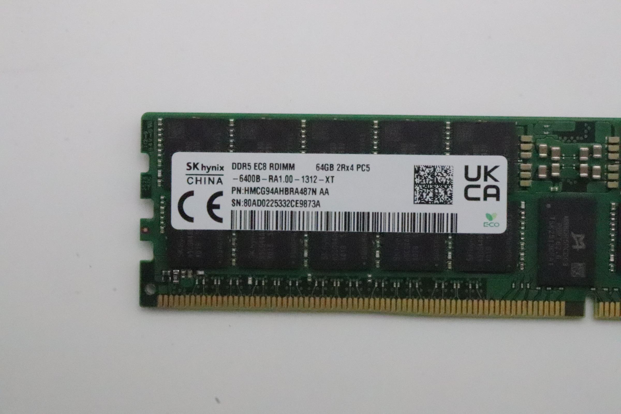 5M31Q38876 - Original Lenovo MEMORY RDIMM,64GB,DDR5,6400,Hynix