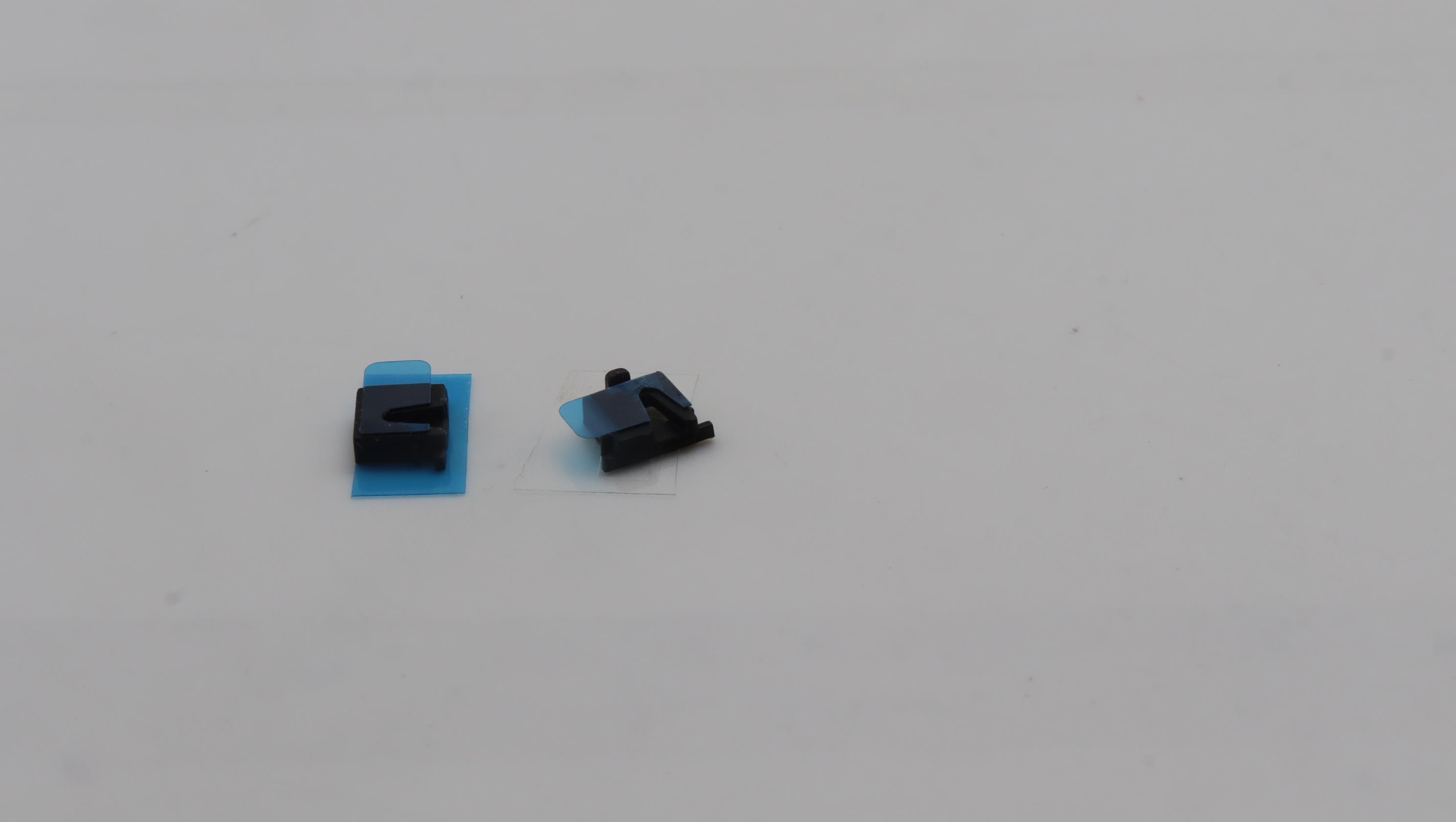 5R60S37266 - Original Lenovo RUBBER RUBBER L82YQ MIC L+R