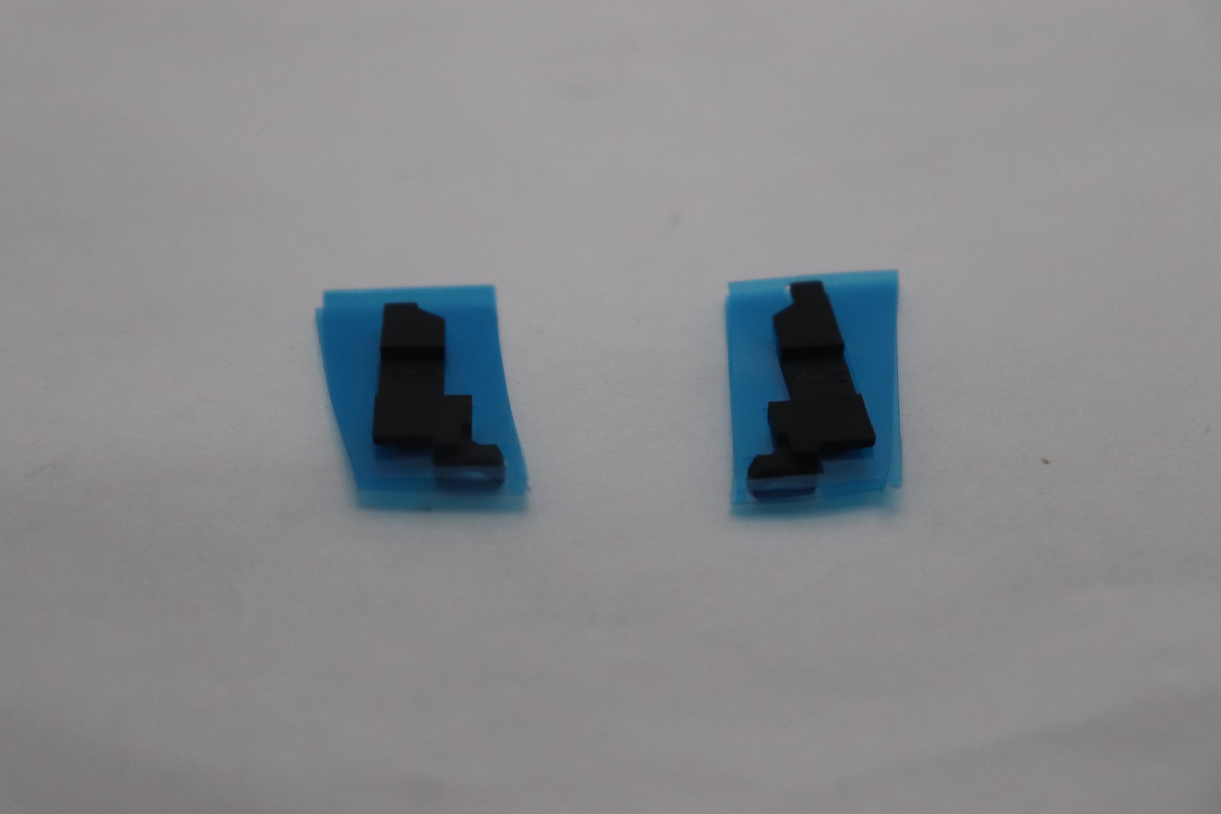 5R60S37351 - Original Lenovo RUBBER RUBBER L 83KJ Hinge R+L