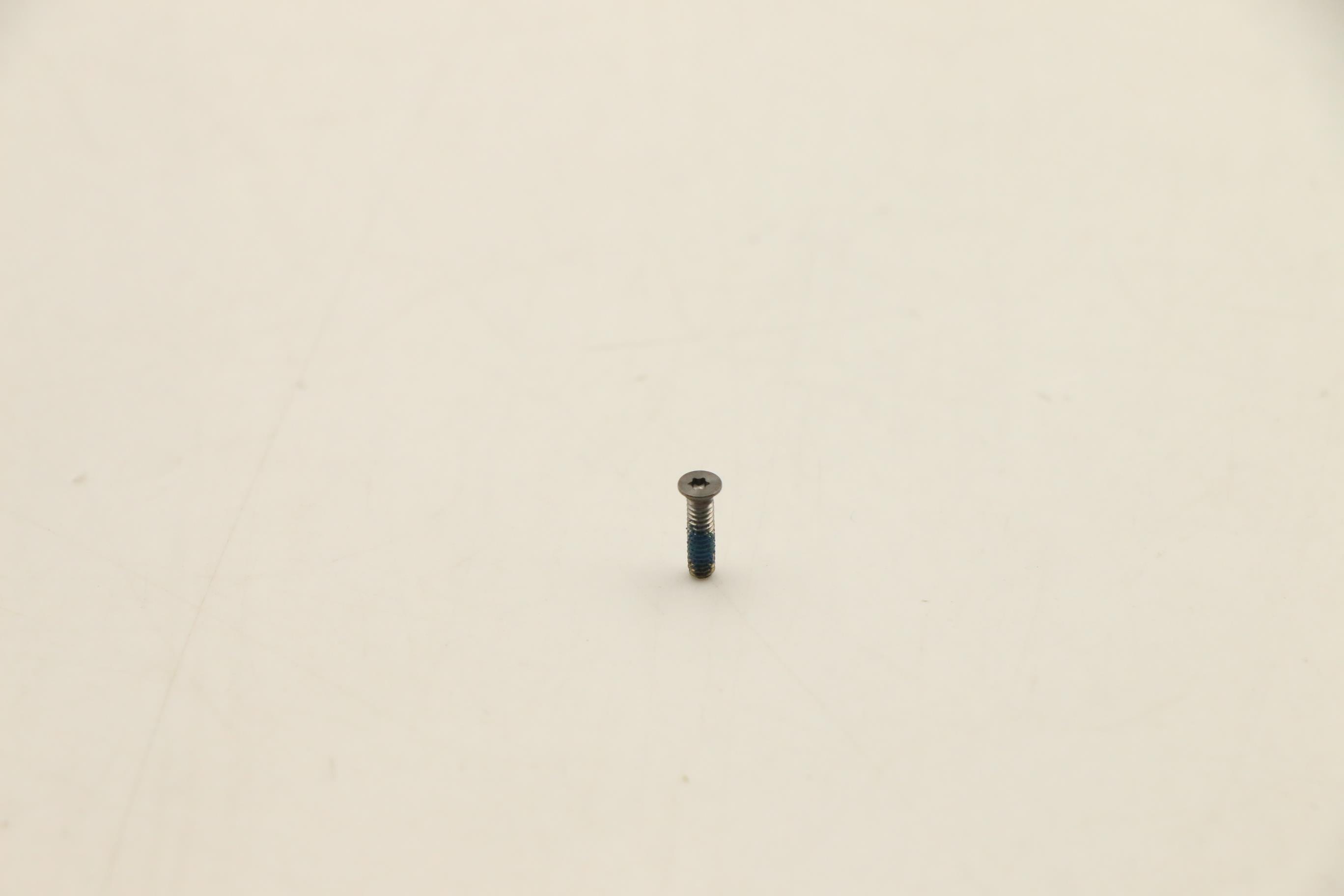 5S10S35382 - Original Lenovo SCREW Screw L 82LU 2D0.5+7.1L
